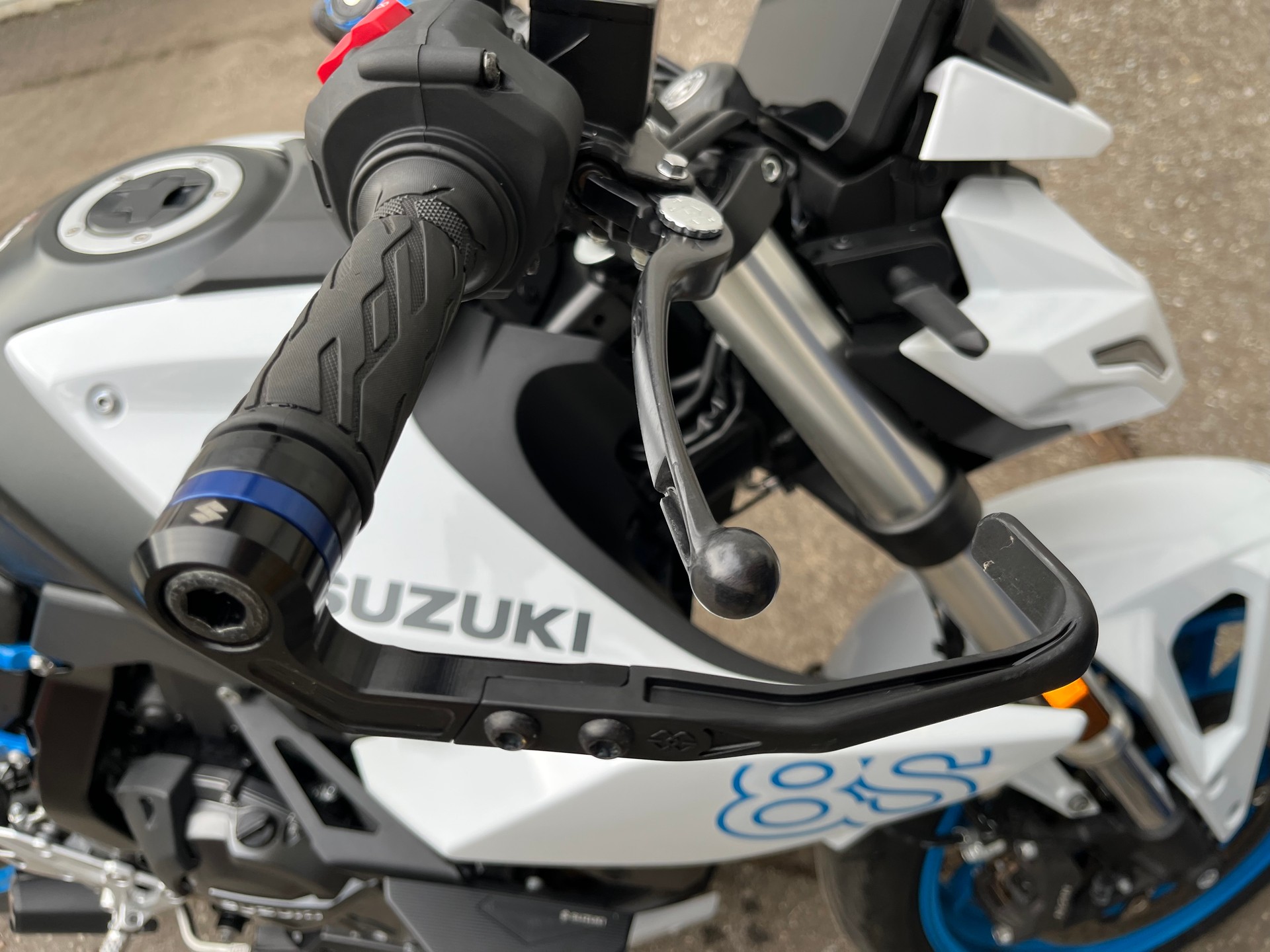 SUZUKI GSX 8 S Evo (35kW)-image-4