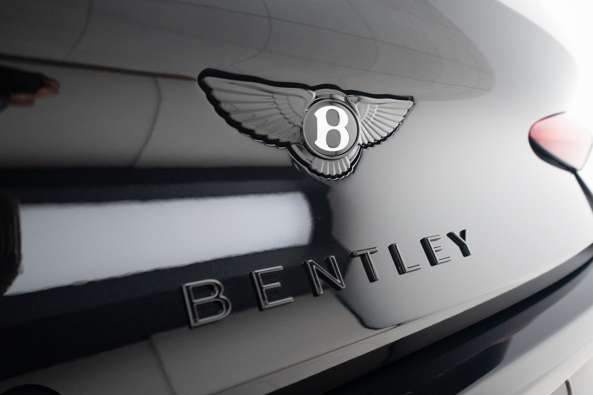 BENTLEY Continental GTC Black Edition 1 of 400-image-10