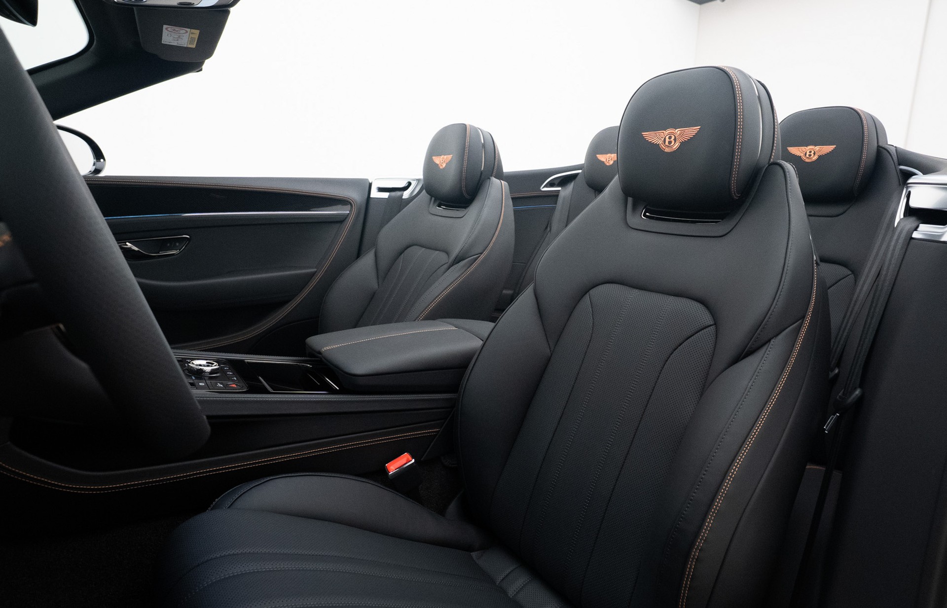 BENTLEY Continental GTC Black Edition 1 of 400-image-4
