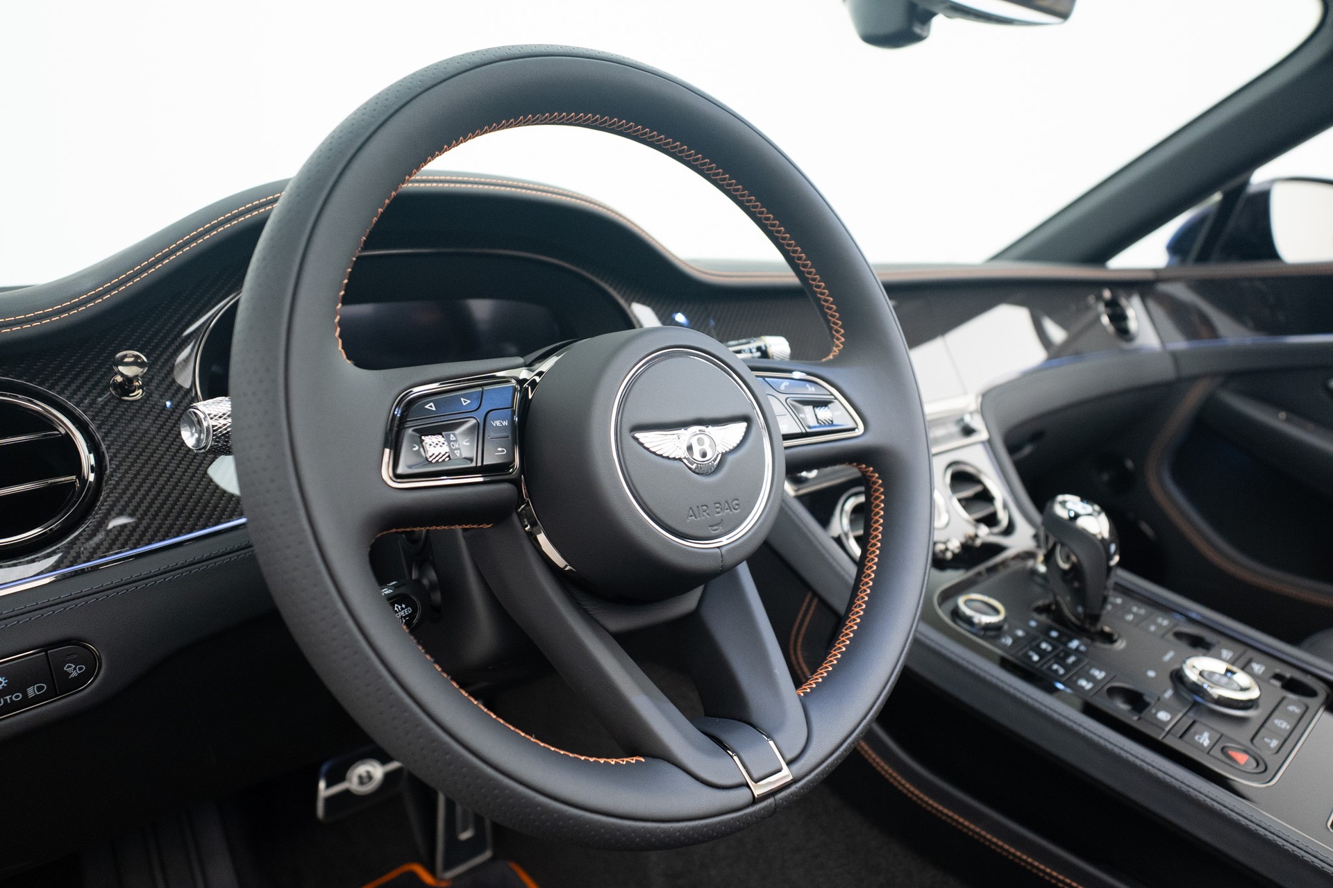 BENTLEY Continental GTC Black Edition 1 of 400-image-9
