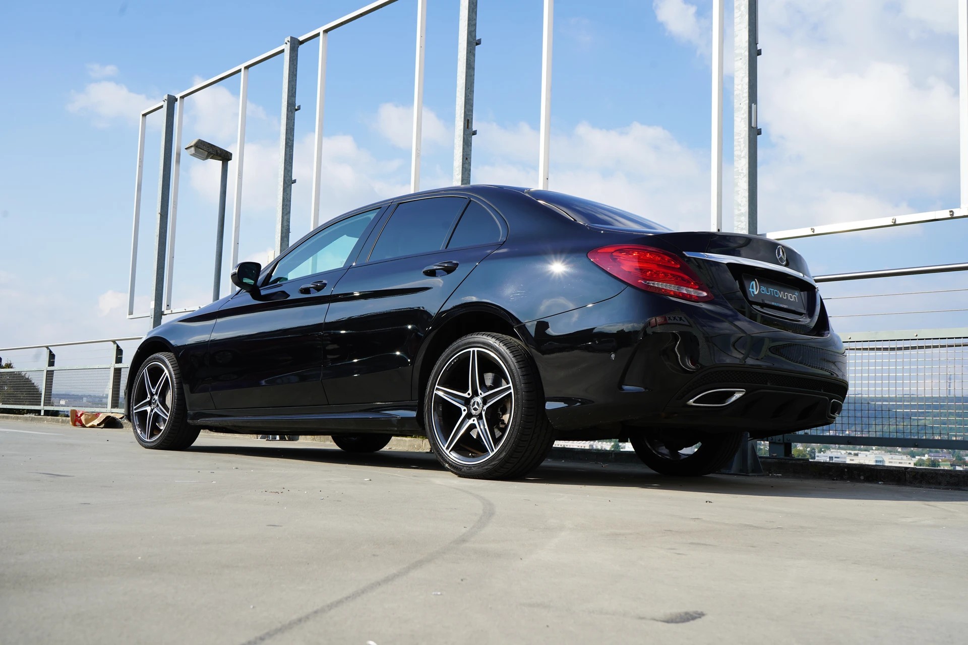 MERCEDES-BENZ C 250 d SWISS STAR AMG LINE NIGHT 4MATIC 9G-TRONIC l 204 PS-image-6