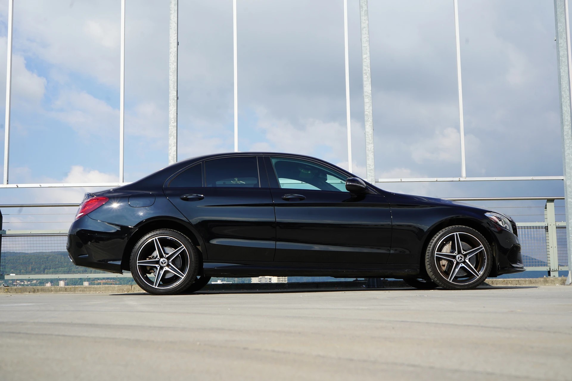 MERCEDES-BENZ C 250 d SWISS STAR AMG LINE NIGHT 4MATIC 9G-TRONIC l 204 PS-image-0