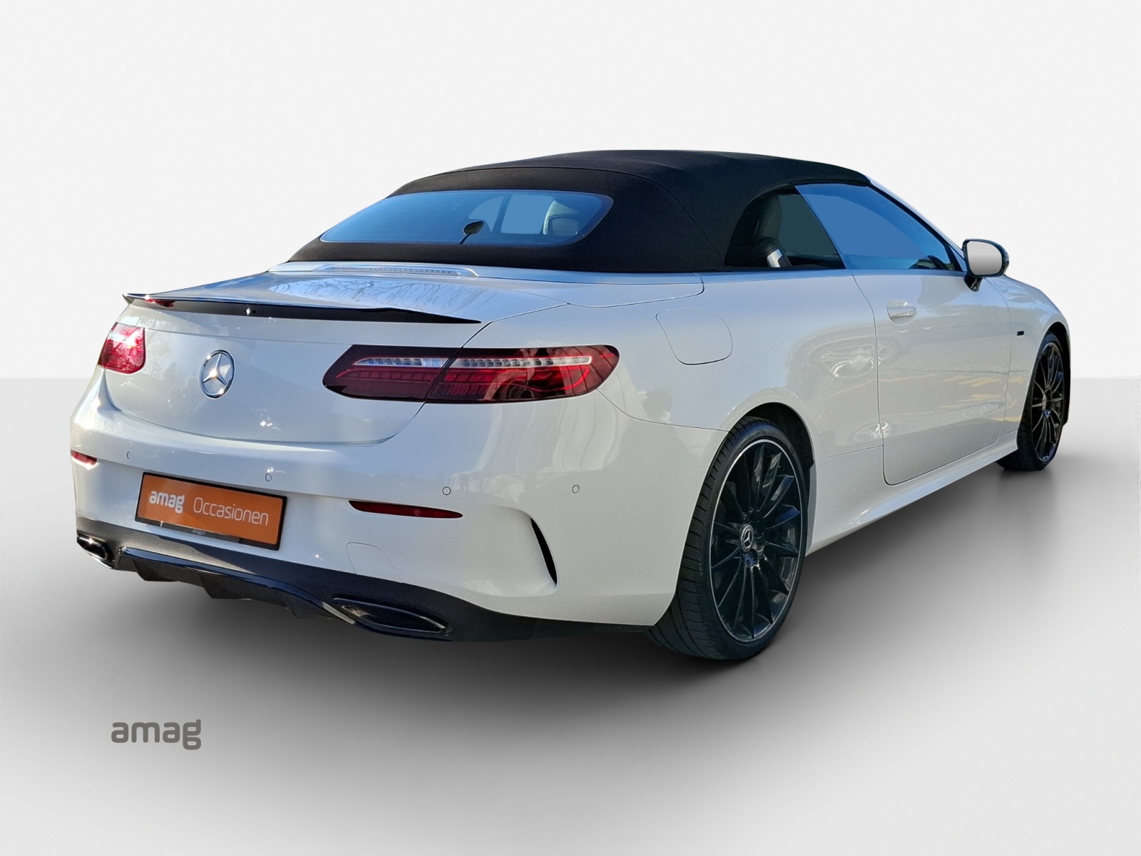 MERCEDES-BENZ E 200 Cabriolet AMG Line 9G-Tronic-image-4