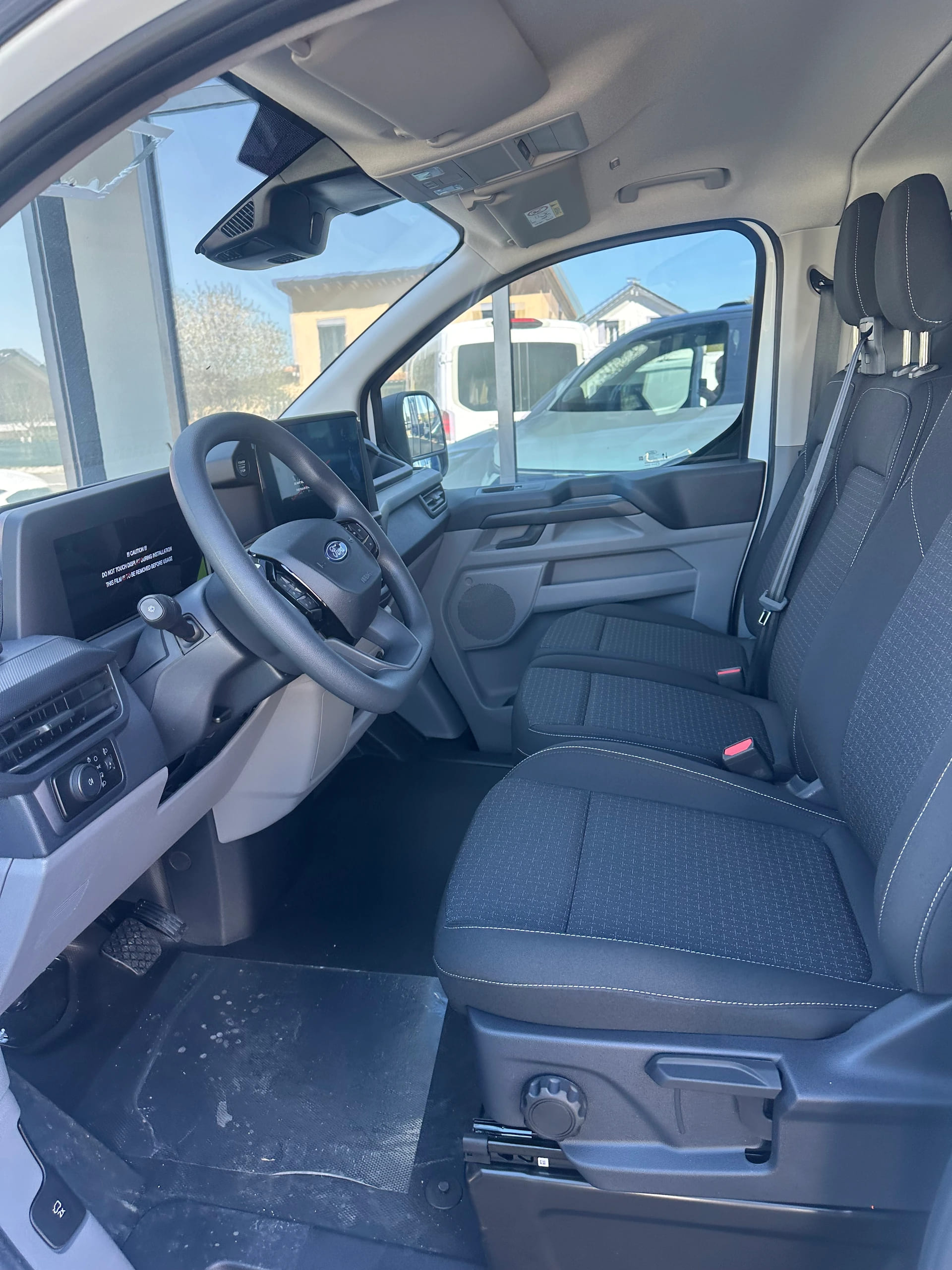 FORD Transit Custom Van 320 L2 2.0 Trend/136CV/Aut./FWD-image-10