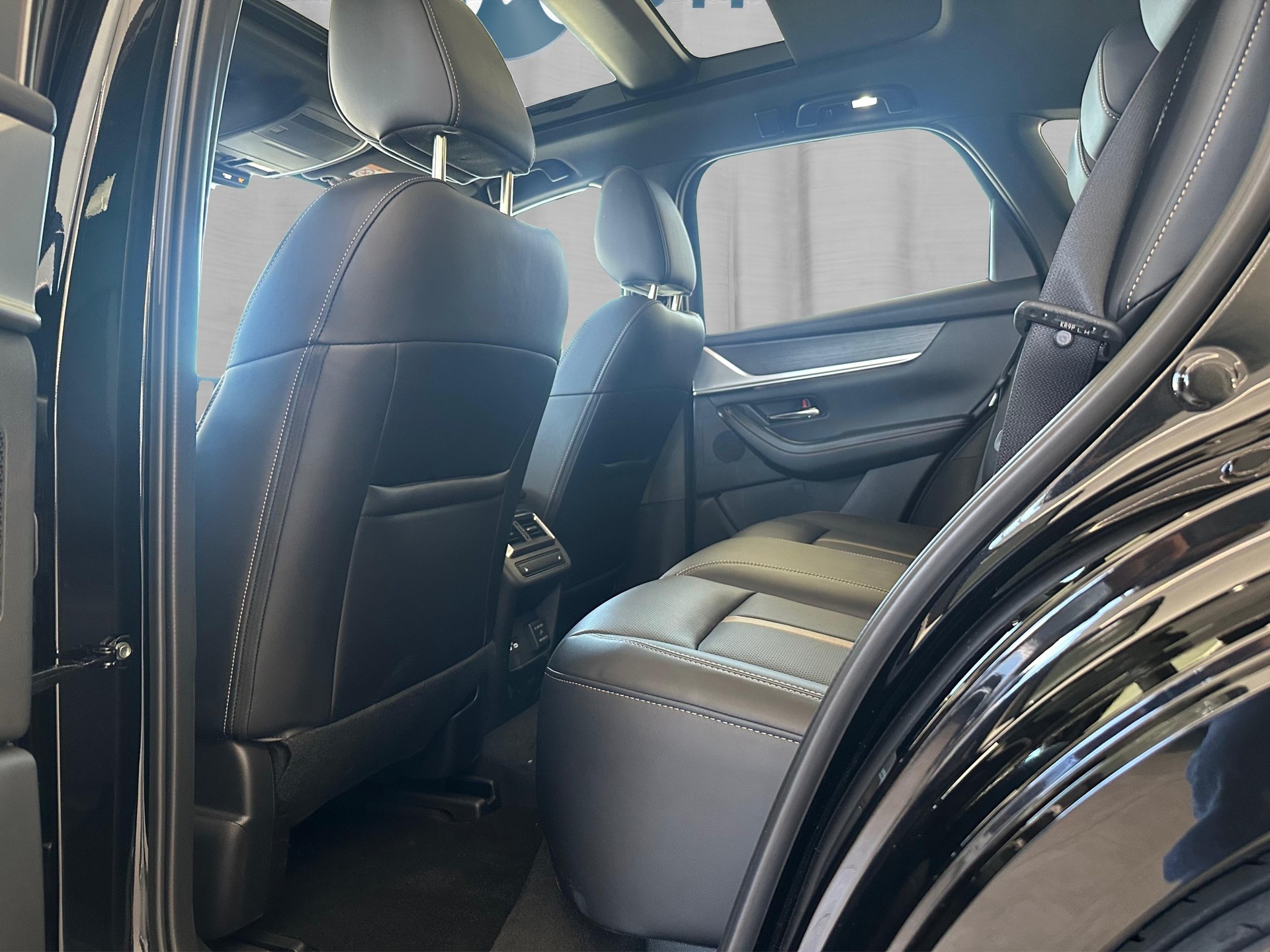 MAZDA CX-60 e-Skyactiv PHEV 327 AWD Homura Plus-image-12
