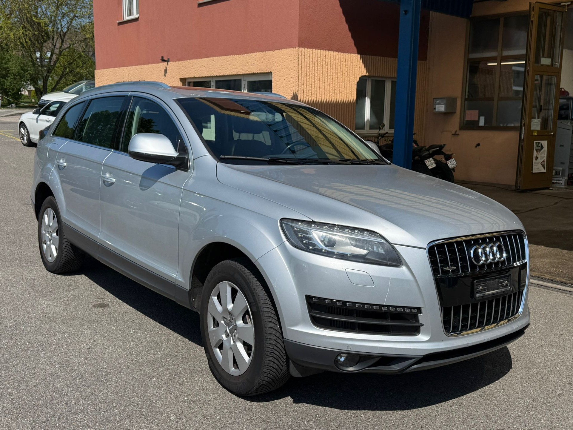 AUDI Q7 3.0 TDI quattro tiptronic-image-2