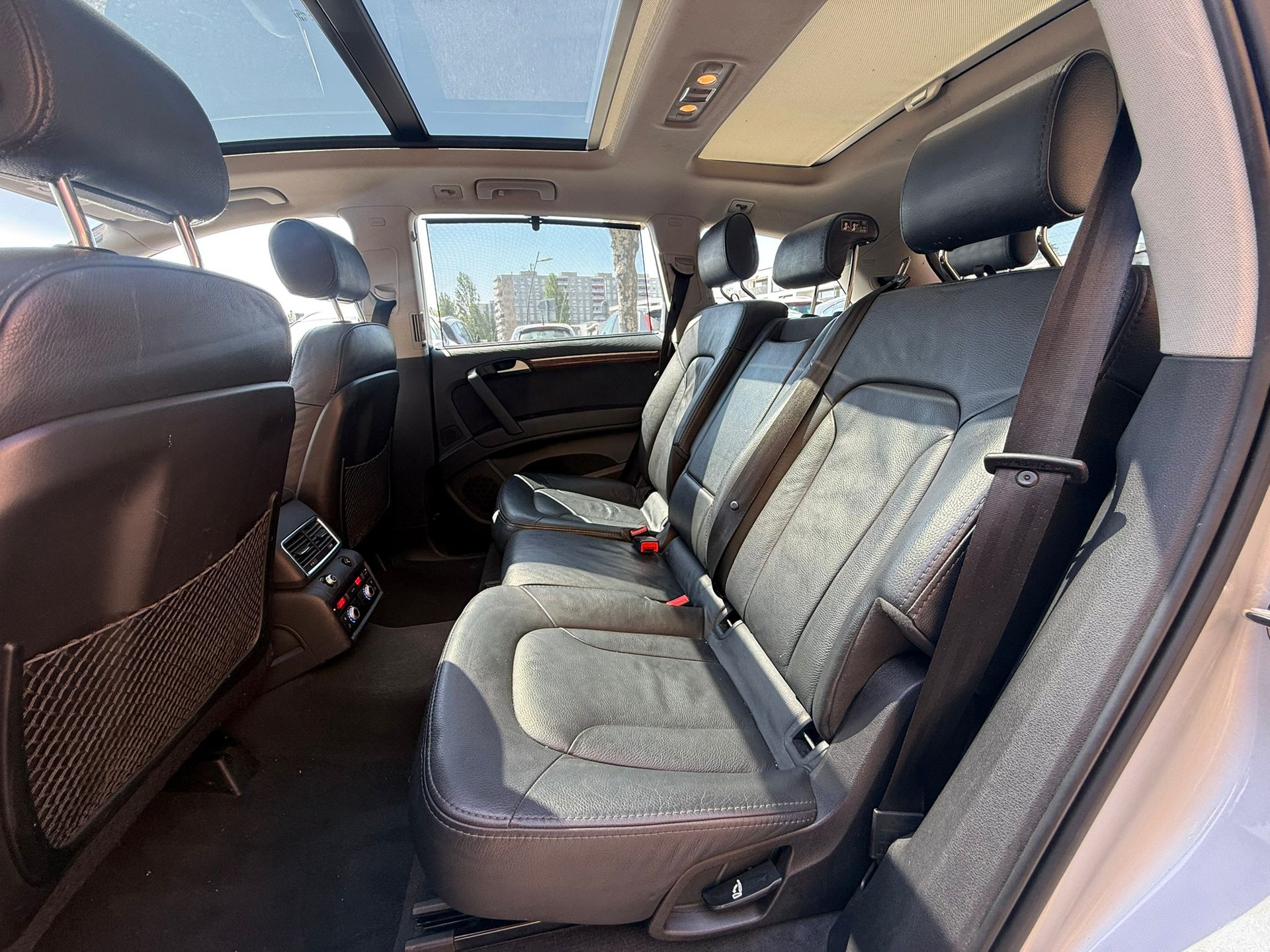 AUDI Q7 3.0 TDI quattro tiptronic-image-10