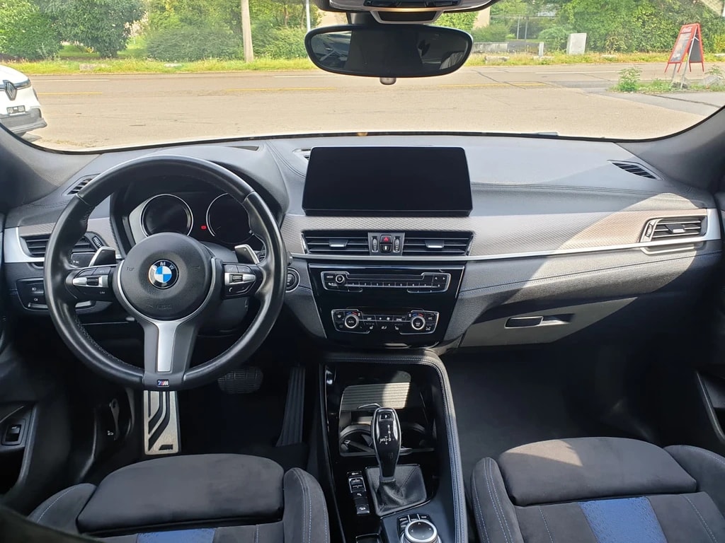 BMW X2 xDrive 20d M Sport X Steptronic ** Alcantara-Leder ** Gr-Navi ** RF-Kamera ** Panorama-Glasdach ** Sitzmemory ** Modell 2020-image-10