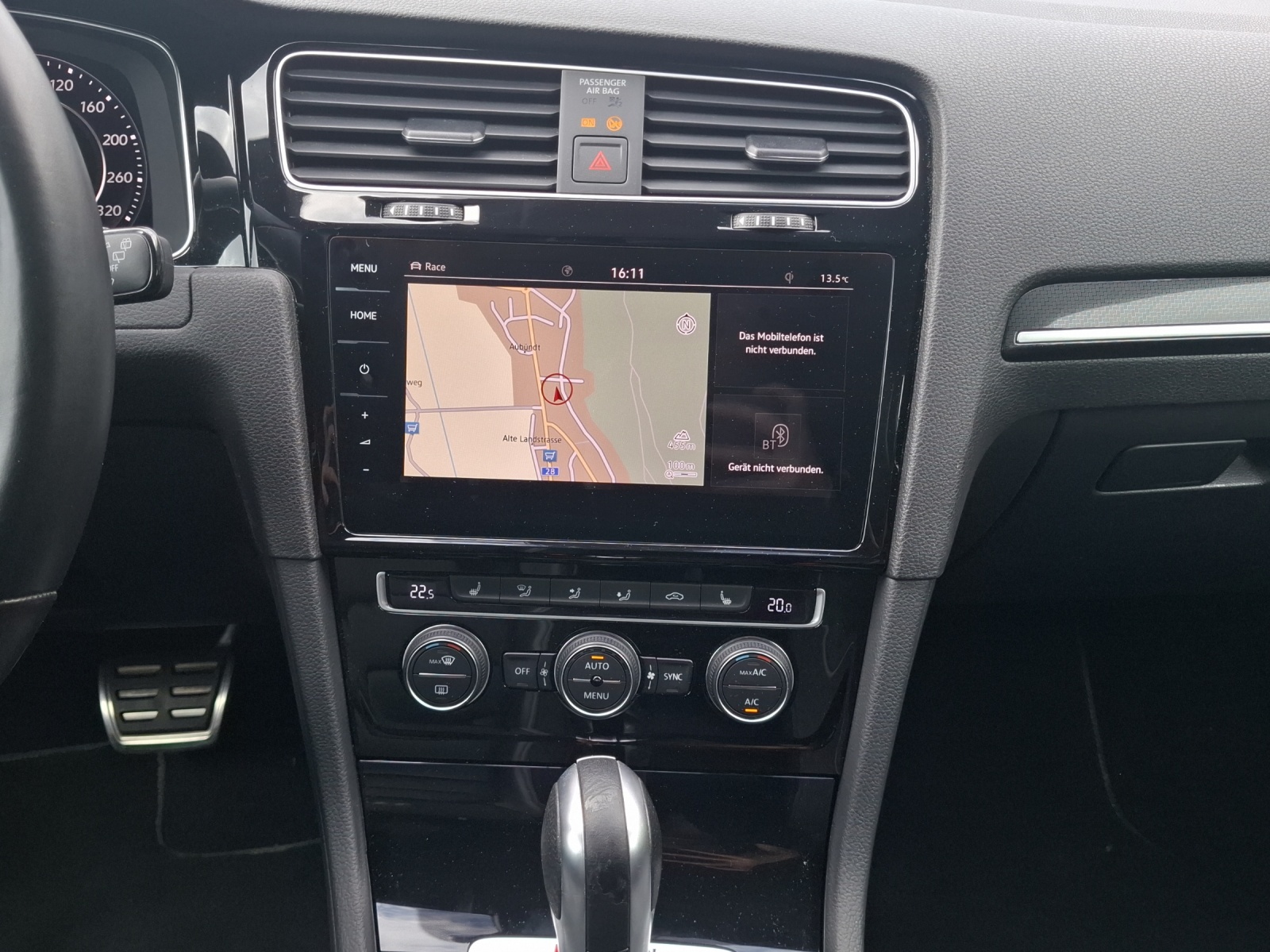 VW Golf 2.0 TSI R 4Motion DSG-image-10