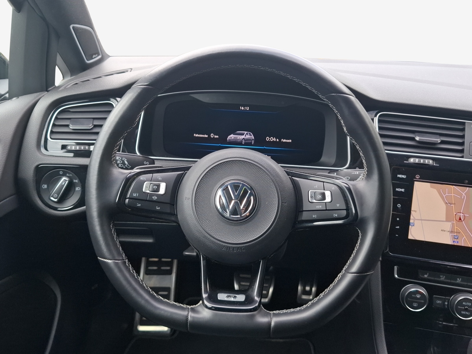 VW Golf 2.0 TSI R 4Motion DSG-image-9