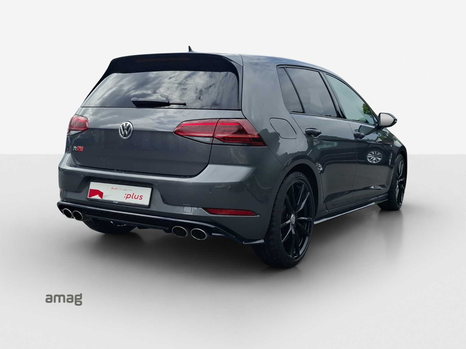 VW Golf 2.0 TSI R 4Motion DSG-image-4