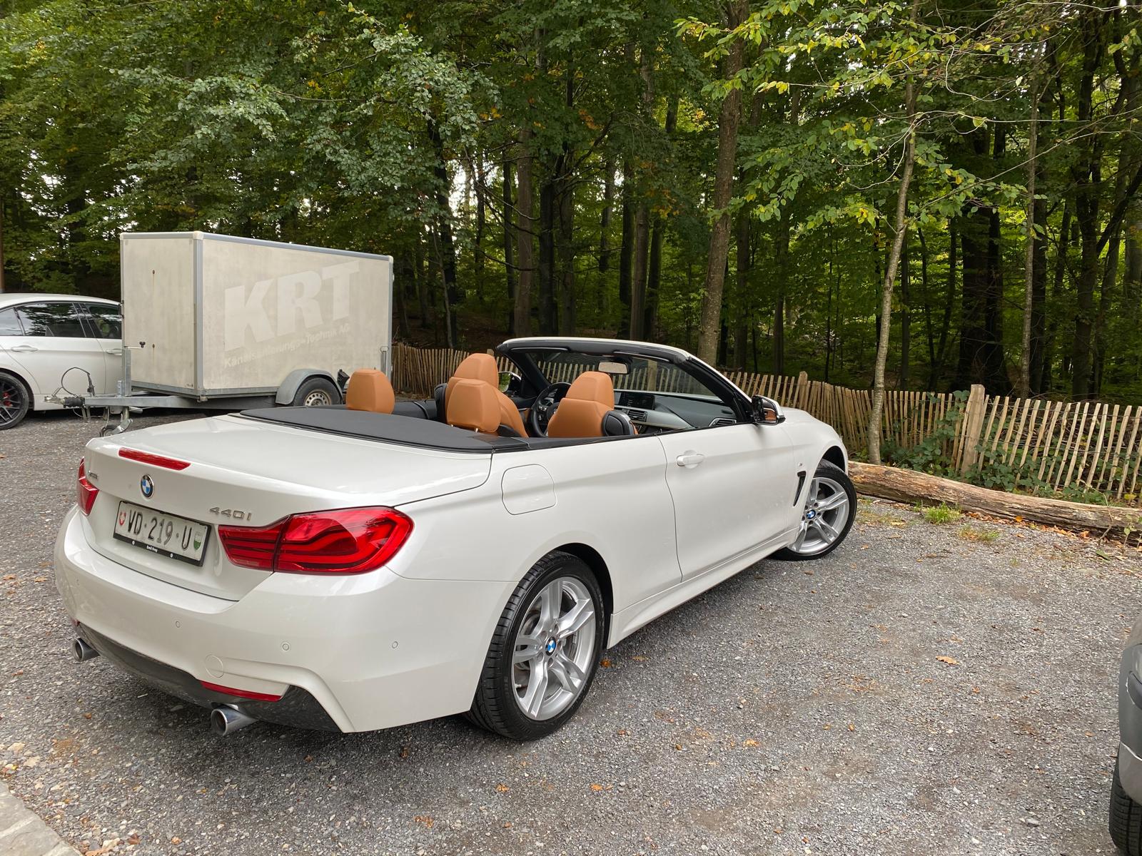 BMW 440i Cabriolet xDrive M Sport Steptronic-image-2