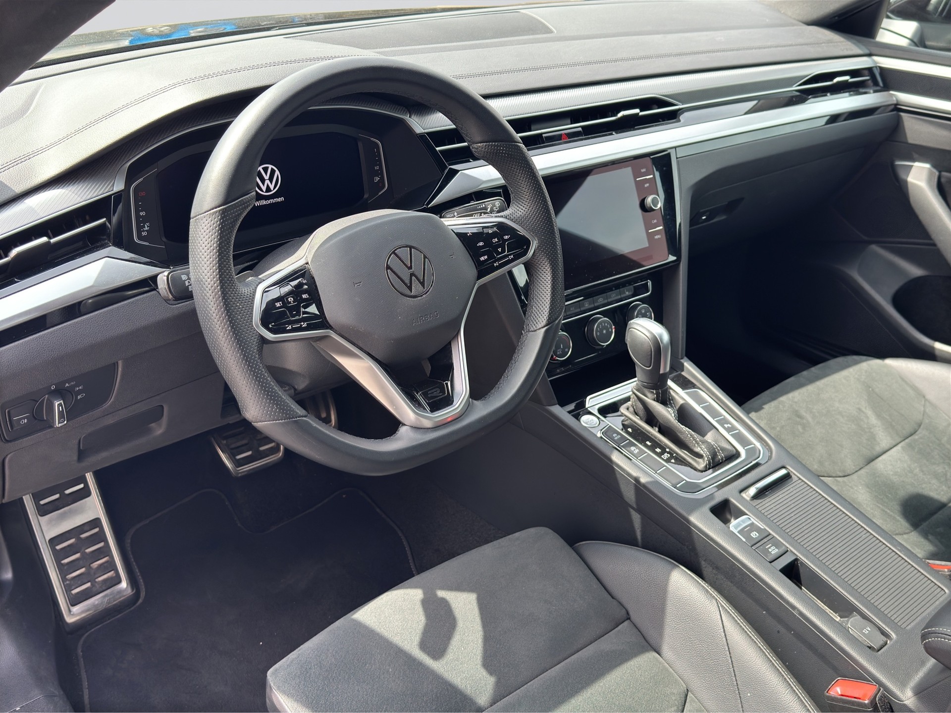 VW Arteon SB 2.0 TSI R-Line DSG-image-6