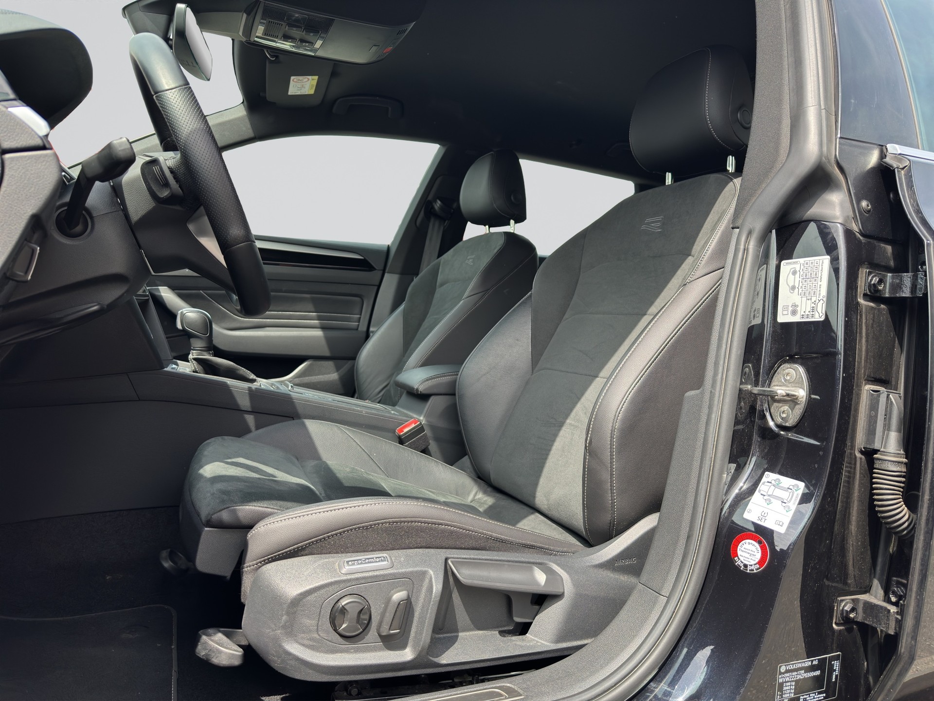 VW Arteon SB 2.0 TSI R-Line DSG-image-5