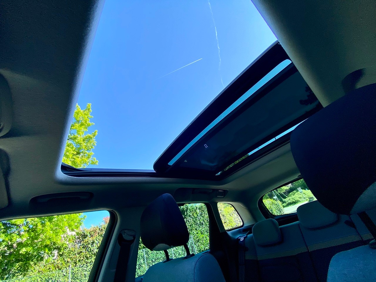 CITROEN C3 Aircross 1.2i PureTech 130 Shine Pack EAT6 *Nur 24 Stunden gültig!-image-6
