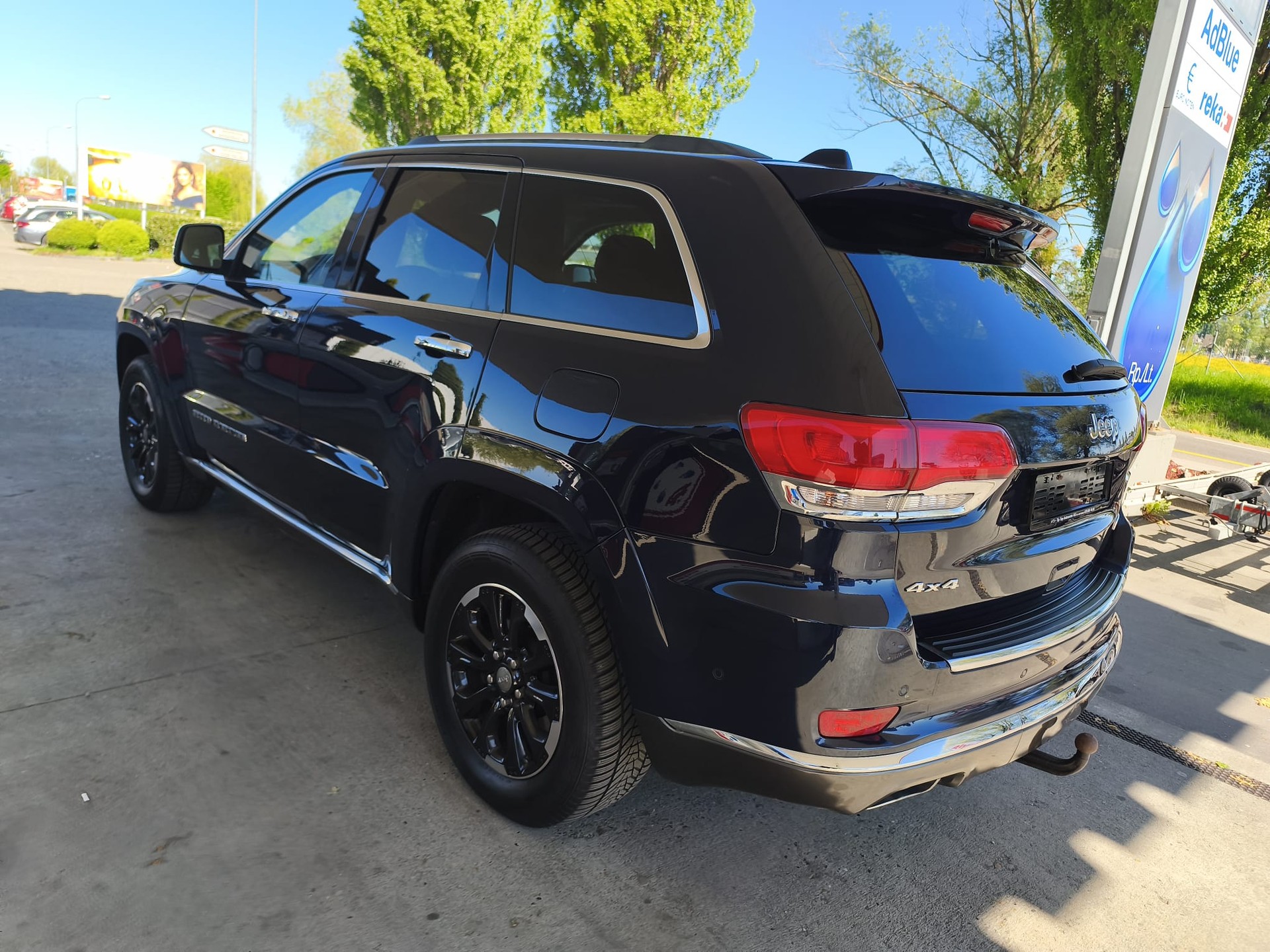 JEEP Grand Cherokee 3.0 CRD Summit Automatic-image-2