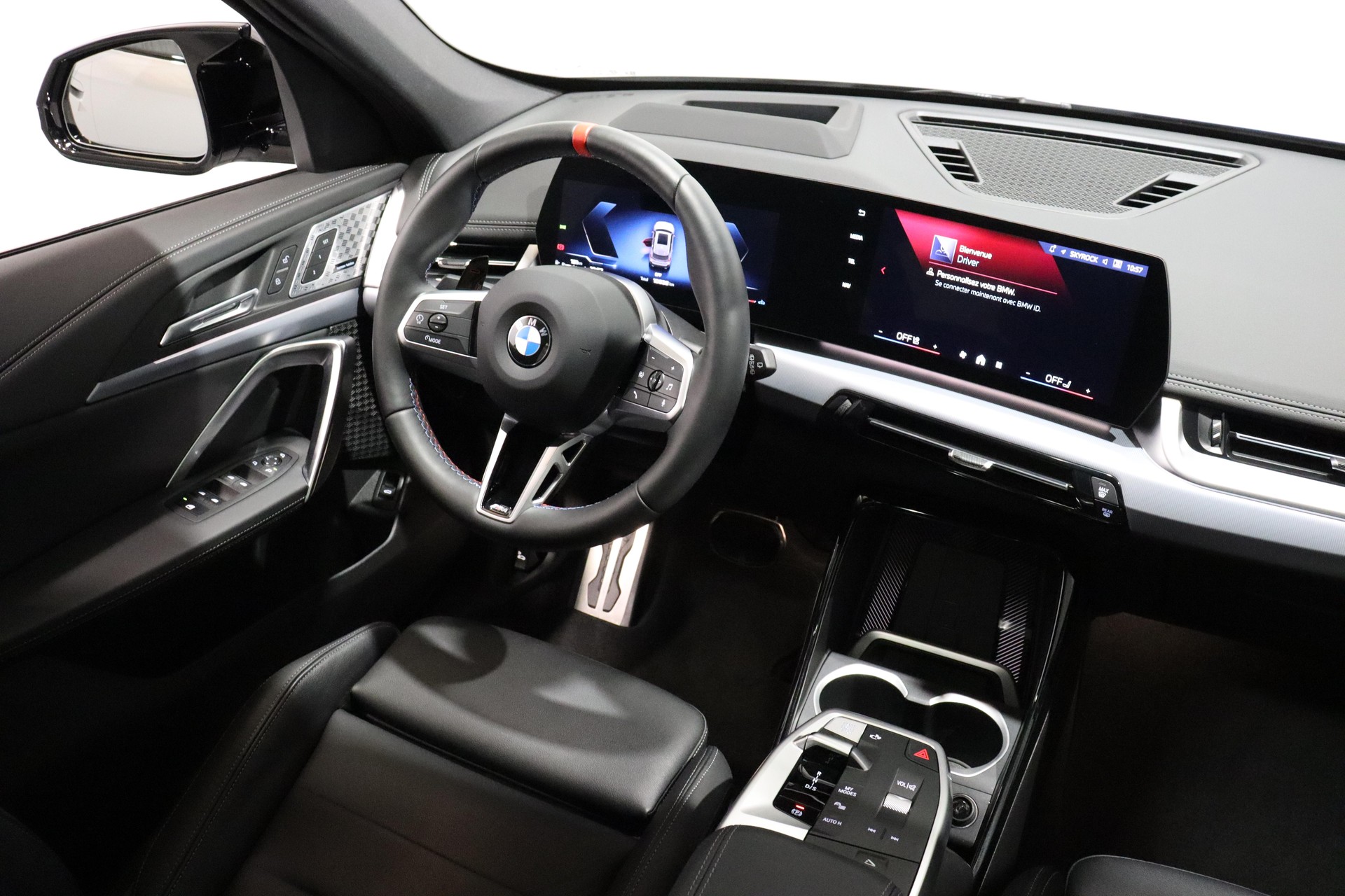 BMW X1 M35i-image-7