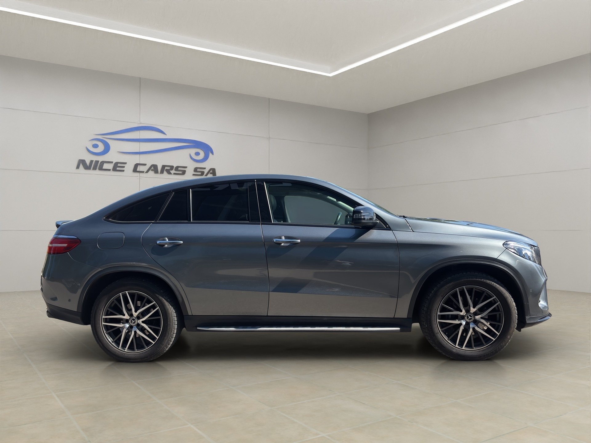 MERCEDES-BENZ GLE Coupé 350 d 4Matic 9G-Tronic-image-5