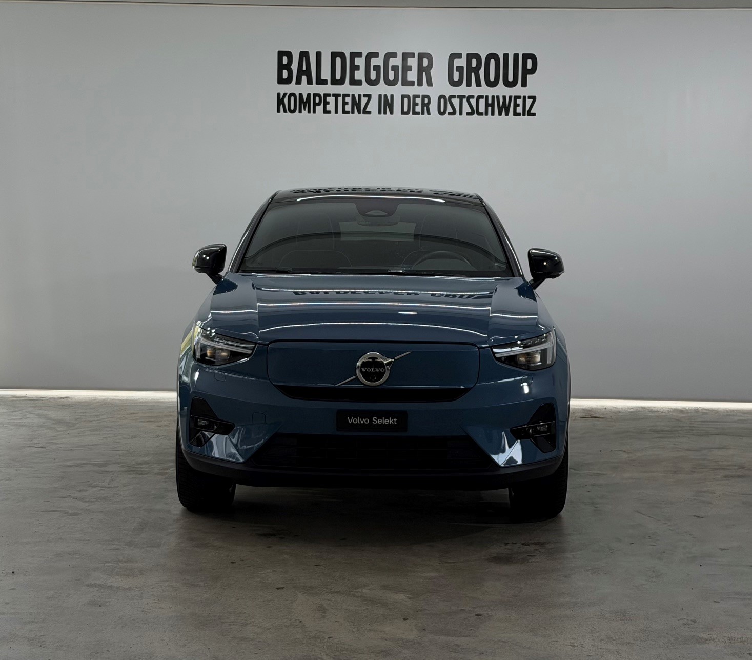VOLVO C40 P8 Twin Recharge AWD-image-5