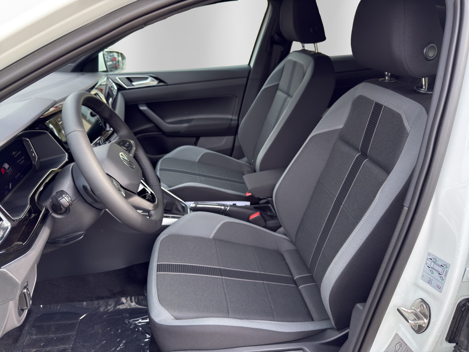 VW Polo 1.0 TSI Style Edition 50 DSG-image-11
