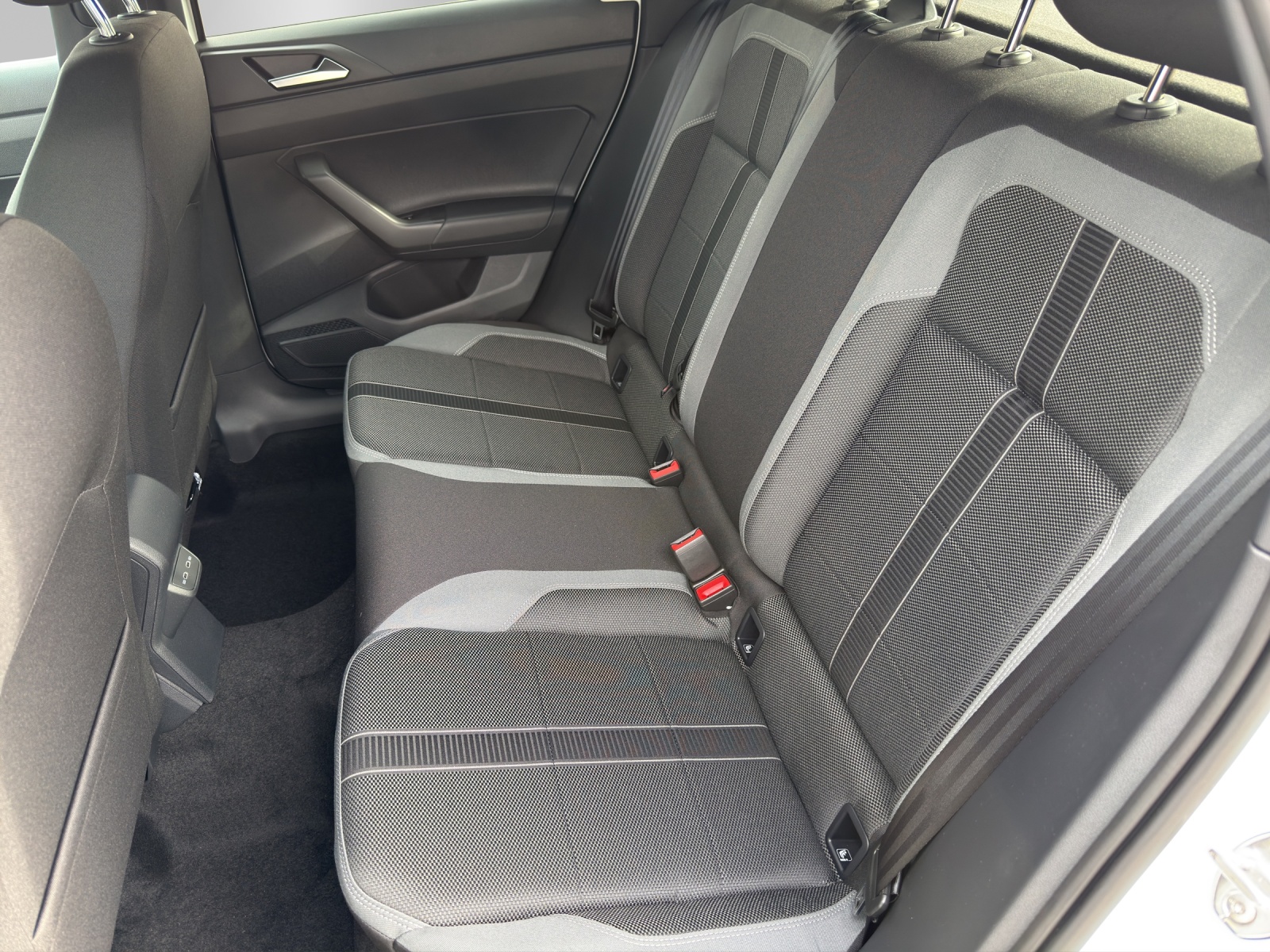 VW Polo 1.0 TSI Style Edition 50 DSG-image-10