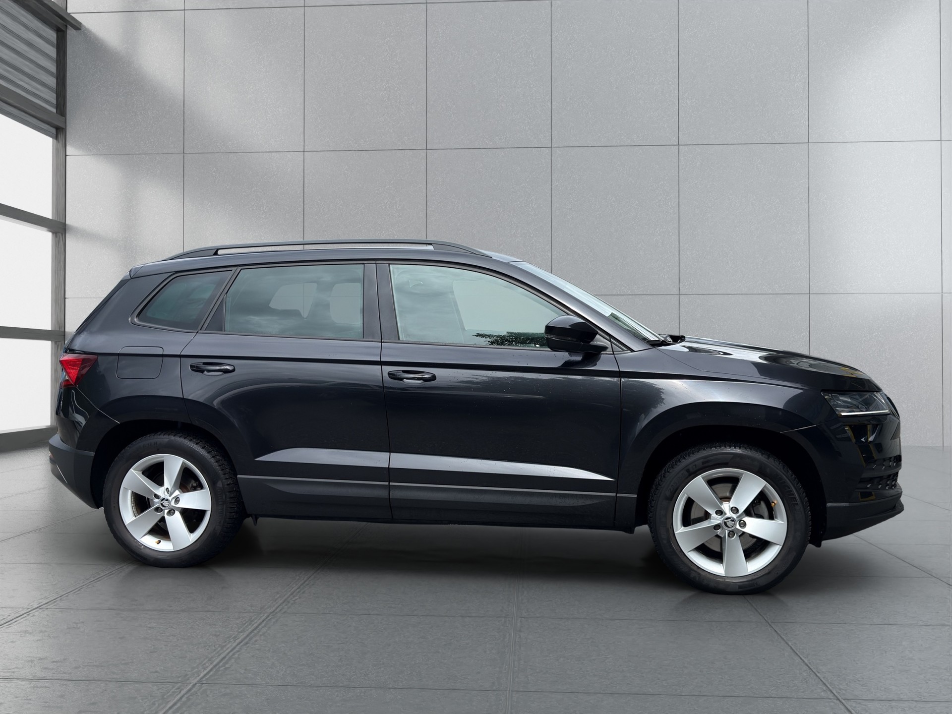 SKODA Karoq 2.0 TDI CR Ambition 4x4 DSG-image-4