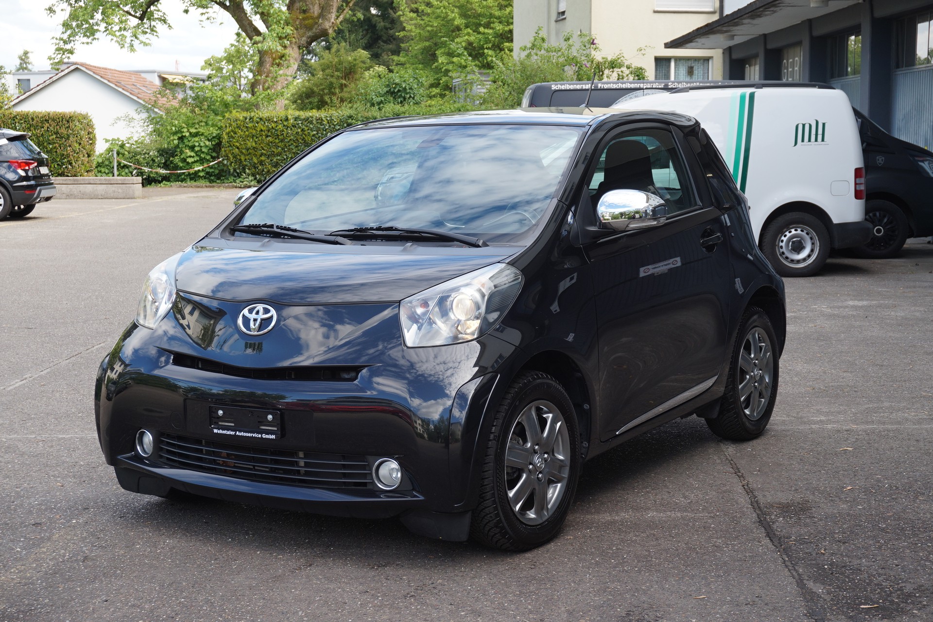 TOYOTA iQ 1.0 VVT-i Multidrive