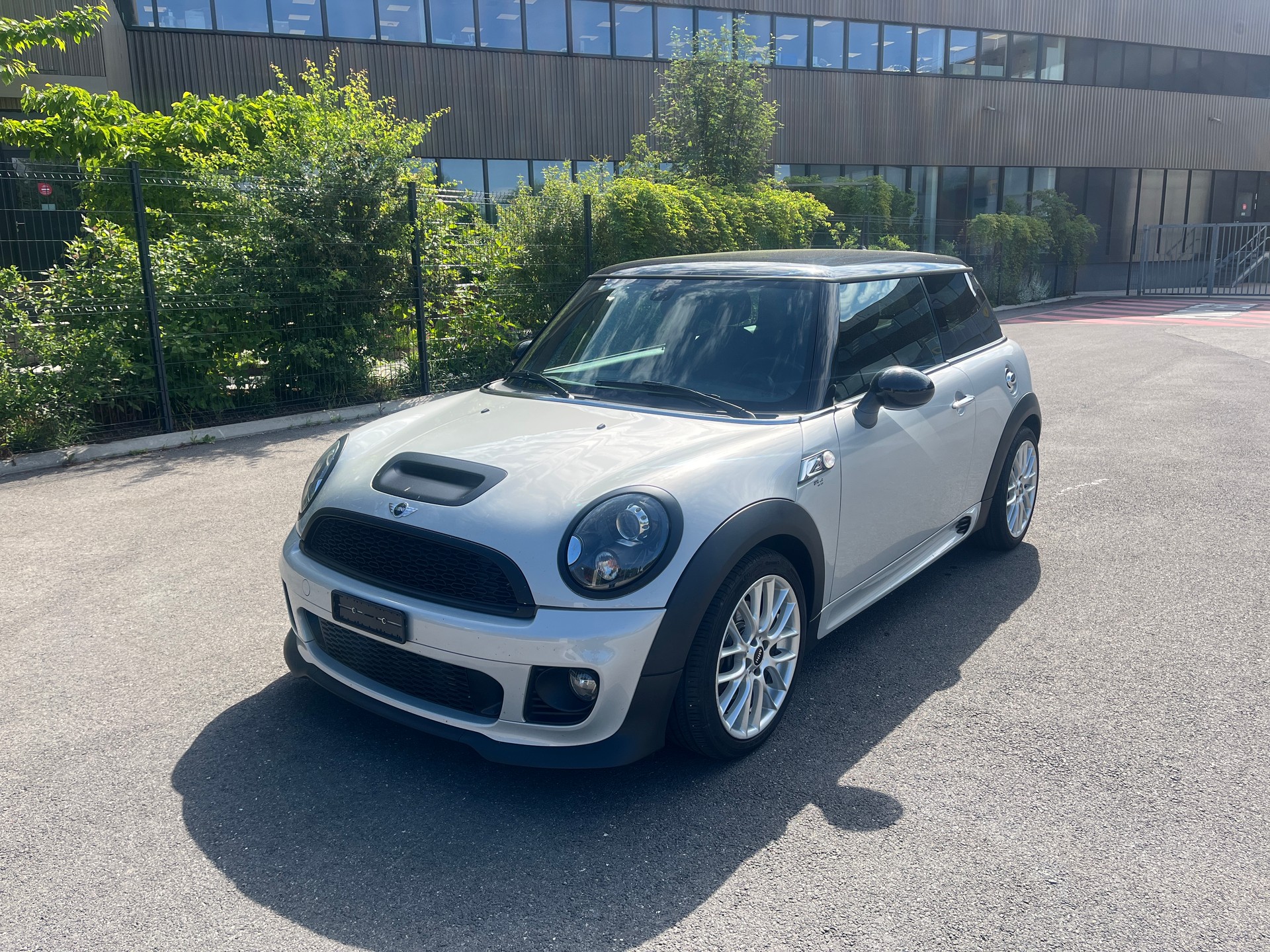 MINI Cooper S-image-2
