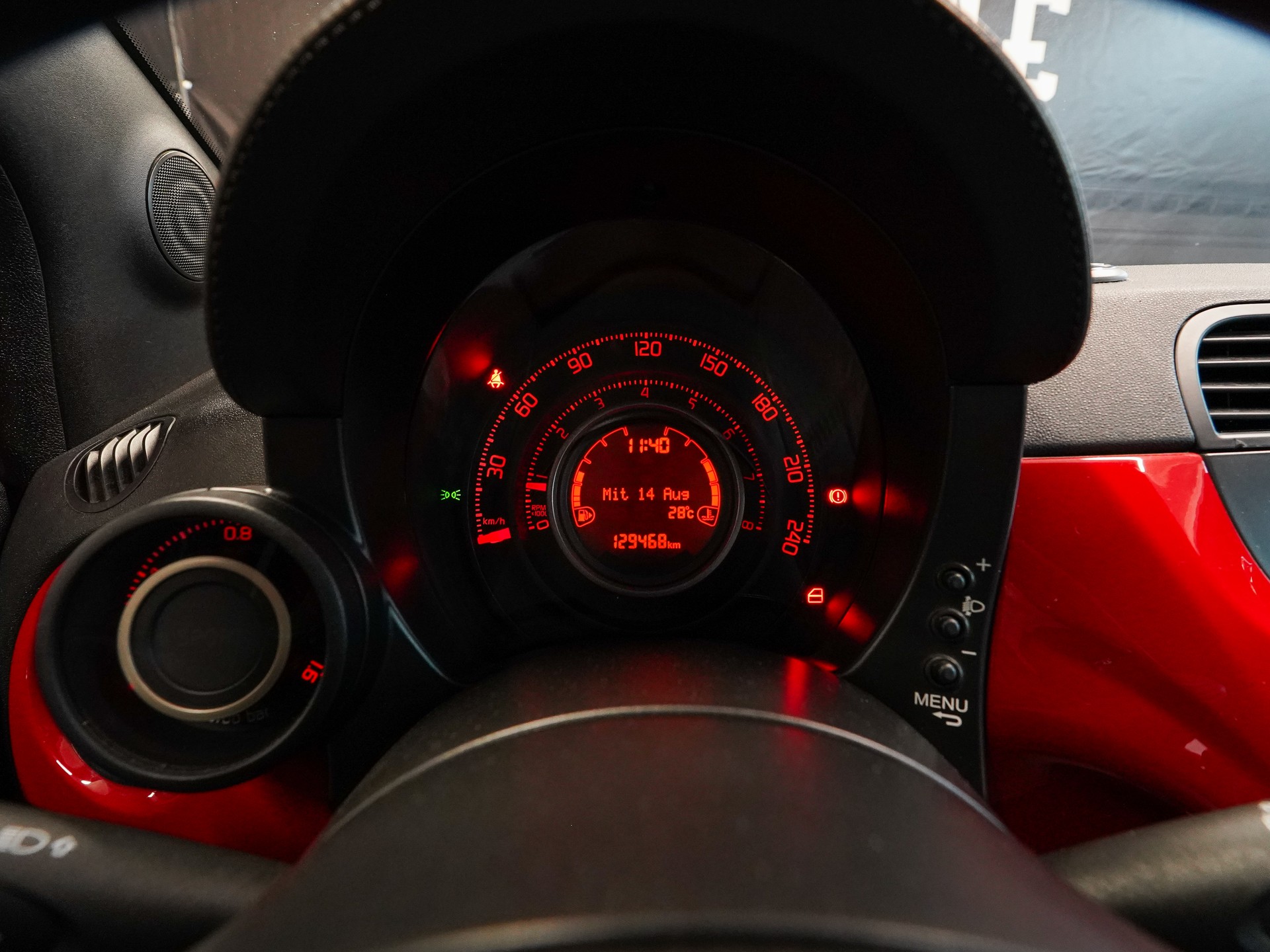 FIAT 595C 1.4 16V Turbo Abarth Turismo-image-12