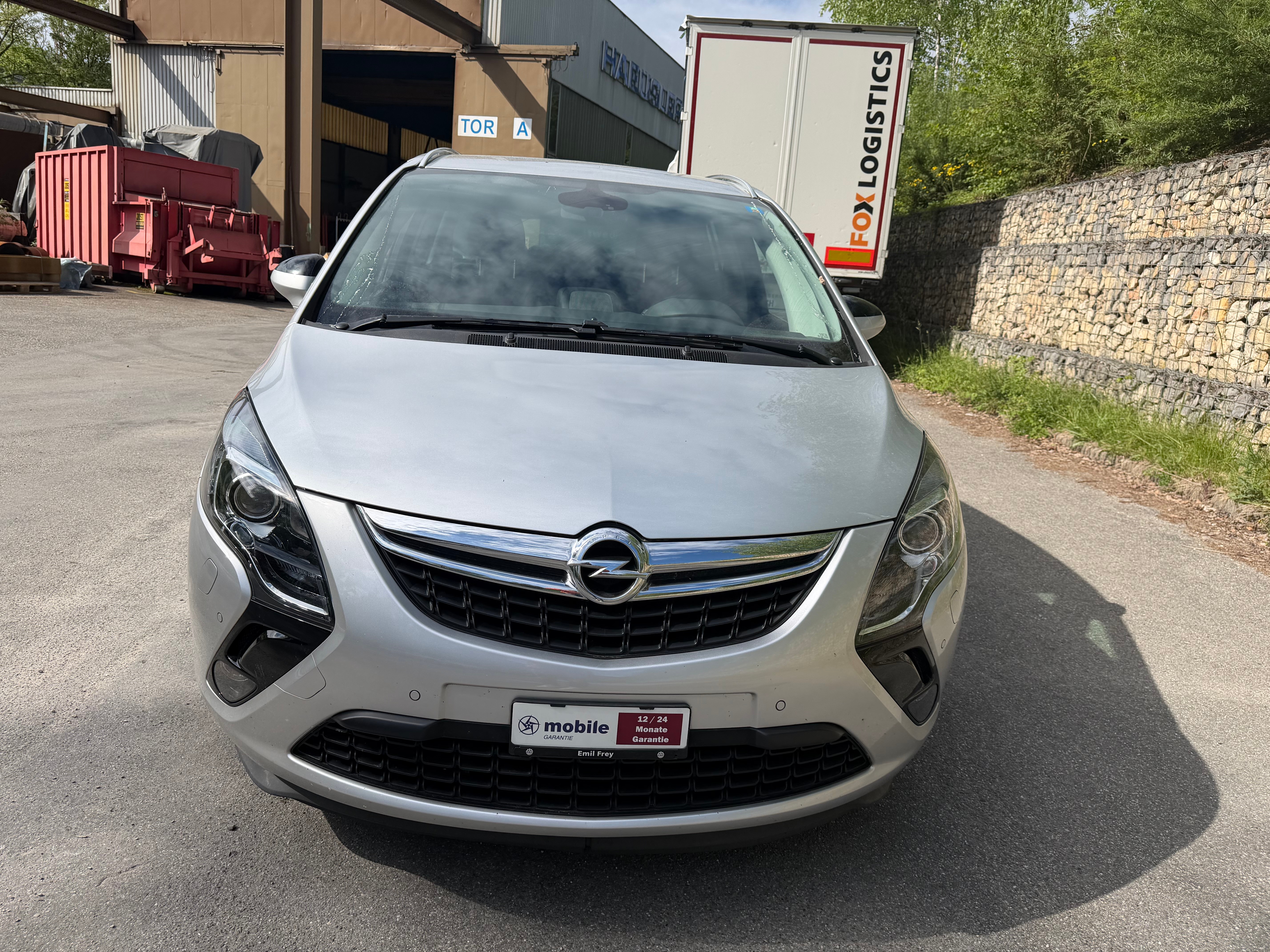 Car photo