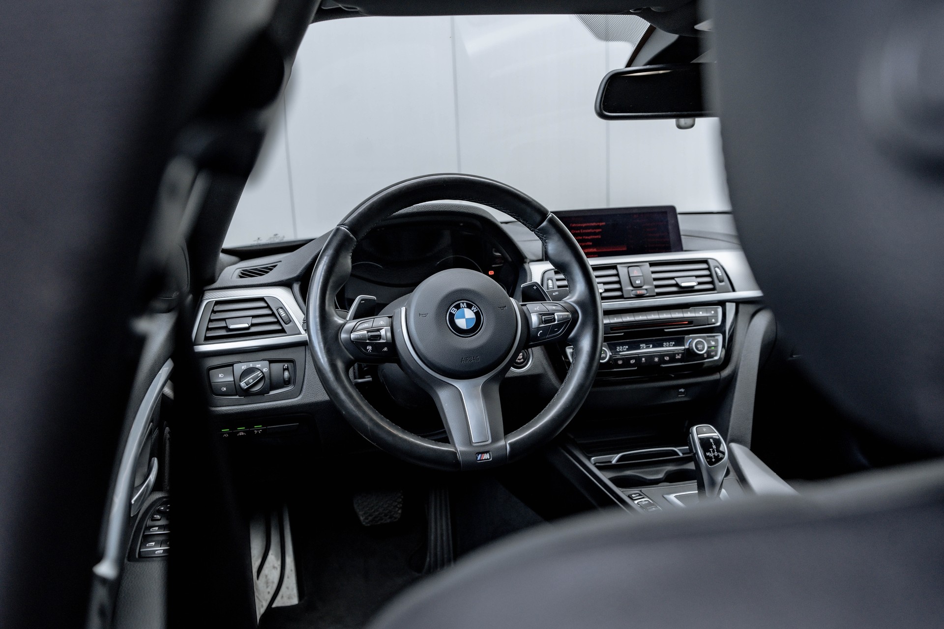 BMW 430i Gran Coupé xDrive Steptronic M Sport * FRISCH AB MFK * TOP GEPFLEGTES FAHRZEUG * TRAUMHAFTE AUSSTATTUNG *-image-9