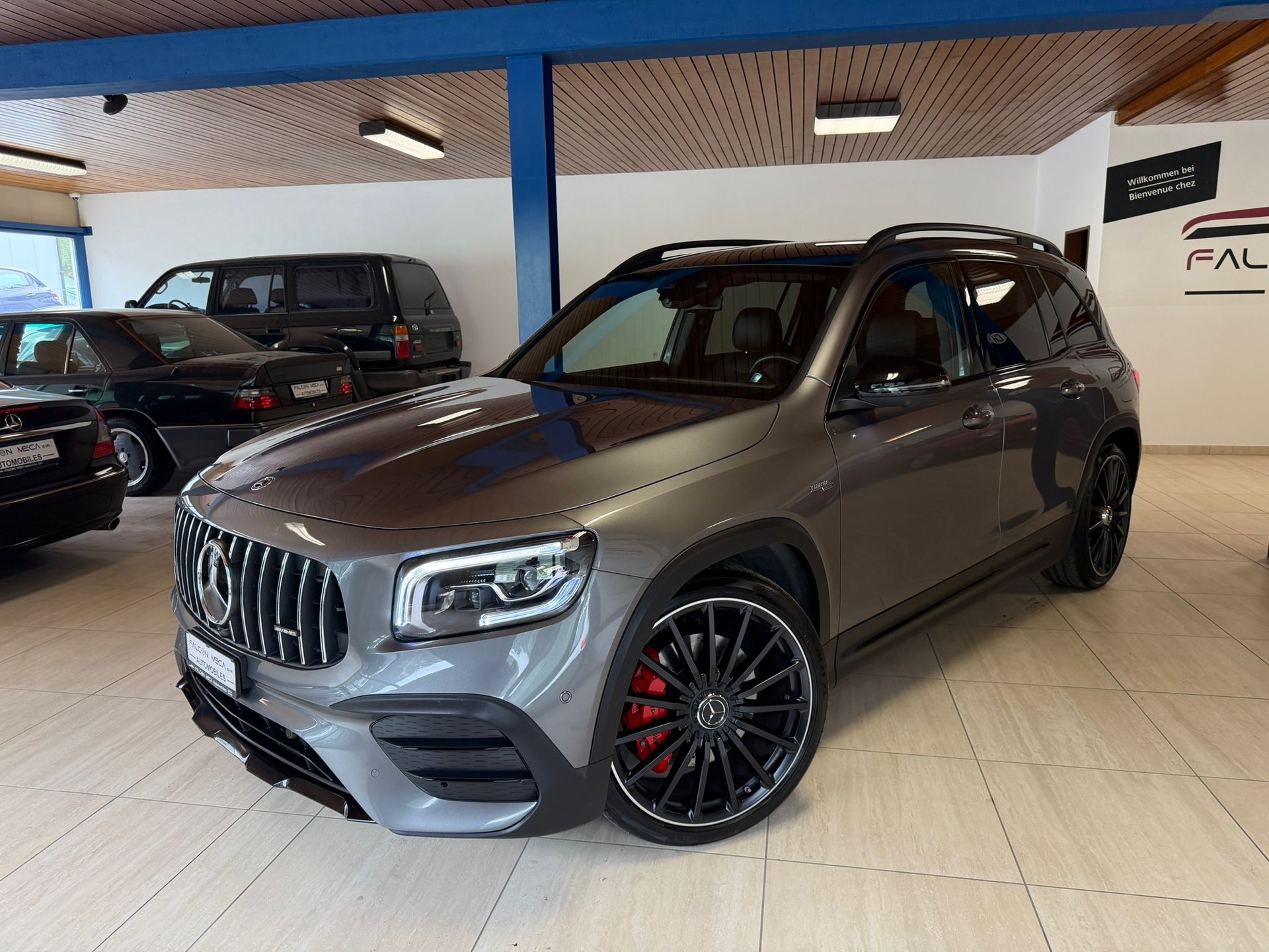 MERCEDES-BENZ GLB 35 AMG 4Matic 8G-Tronic-image-3