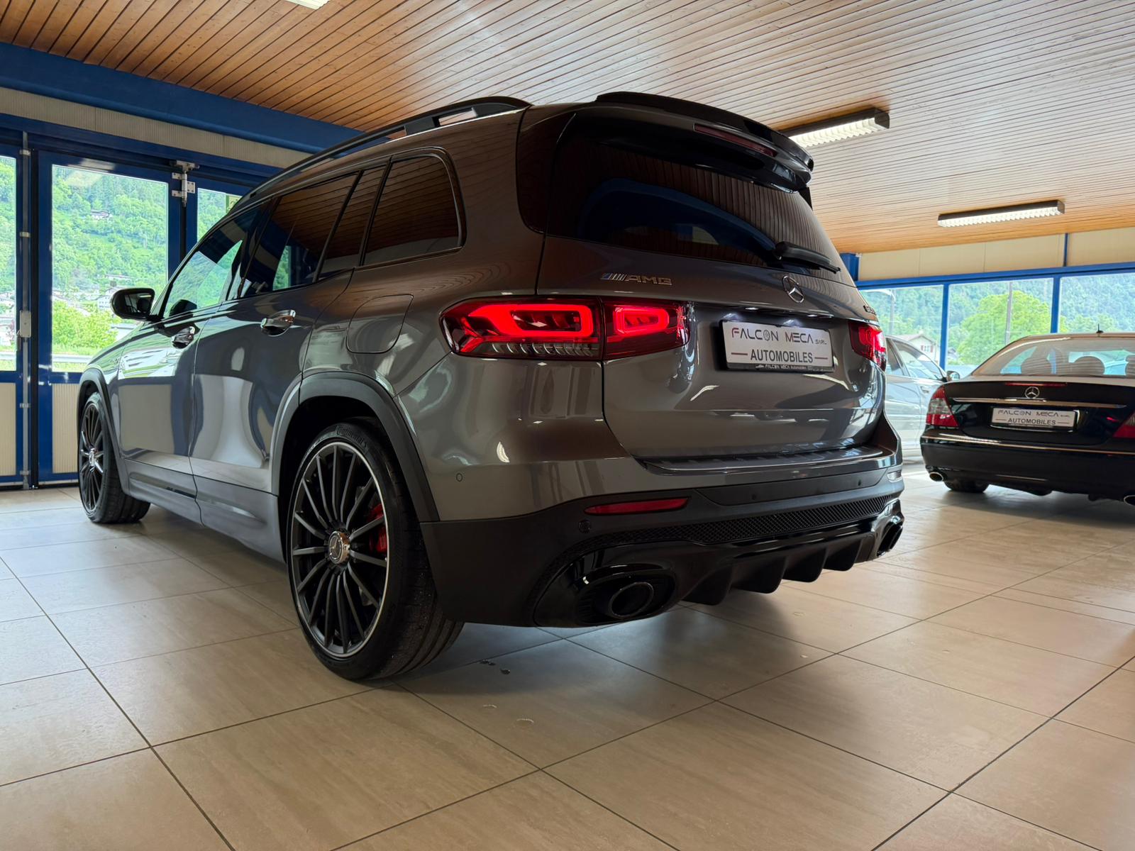 MERCEDES-BENZ GLB 35 AMG 4Matic 8G-Tronic-image-7