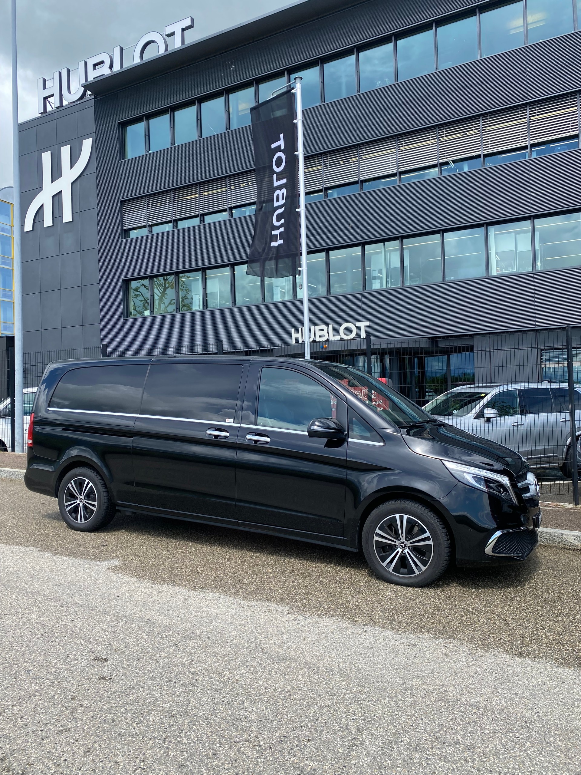 MERCEDES-BENZ V 300 d Swiss Ed. extr.lg. 4m-image-0