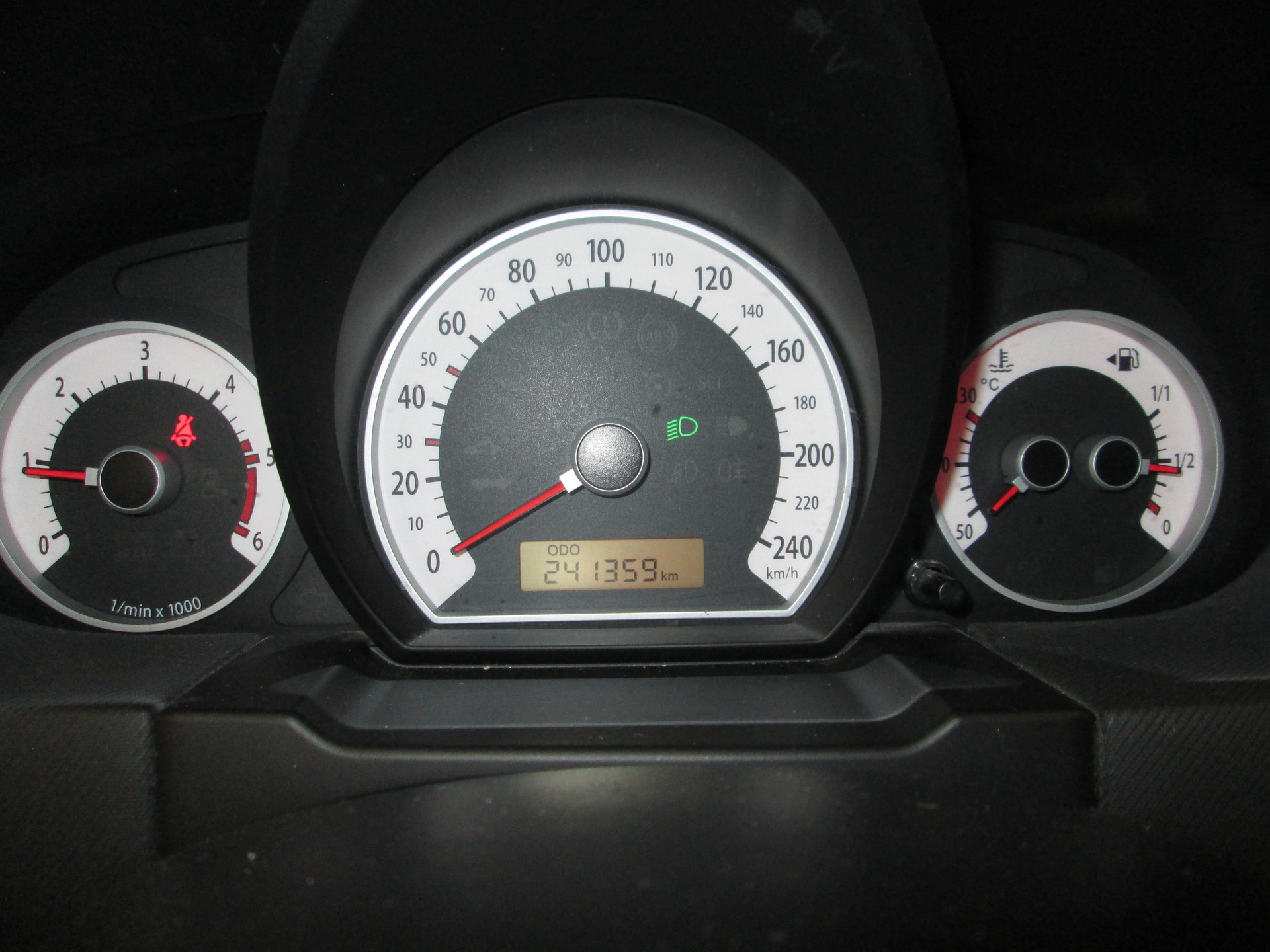 KIA Cee'd Sporty Wagon 1.6 CRDi Trend-image-9