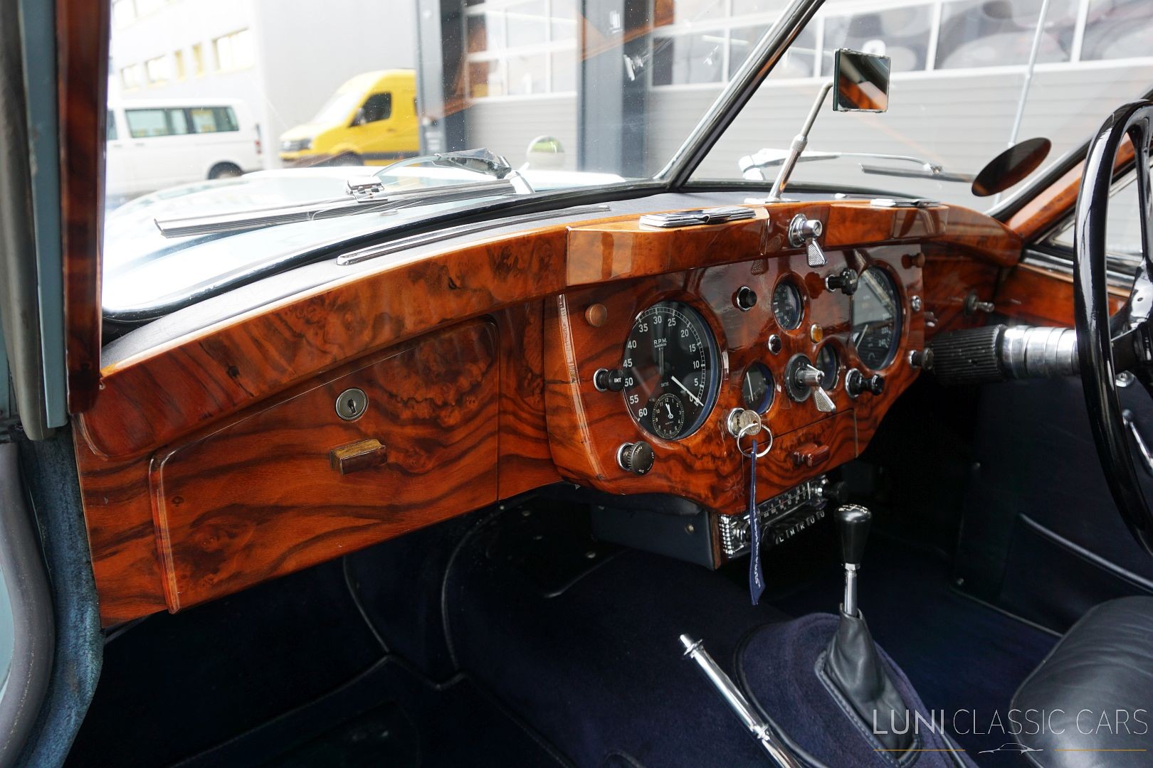 JAGUAR XK140 Drophead Coupé-image-20