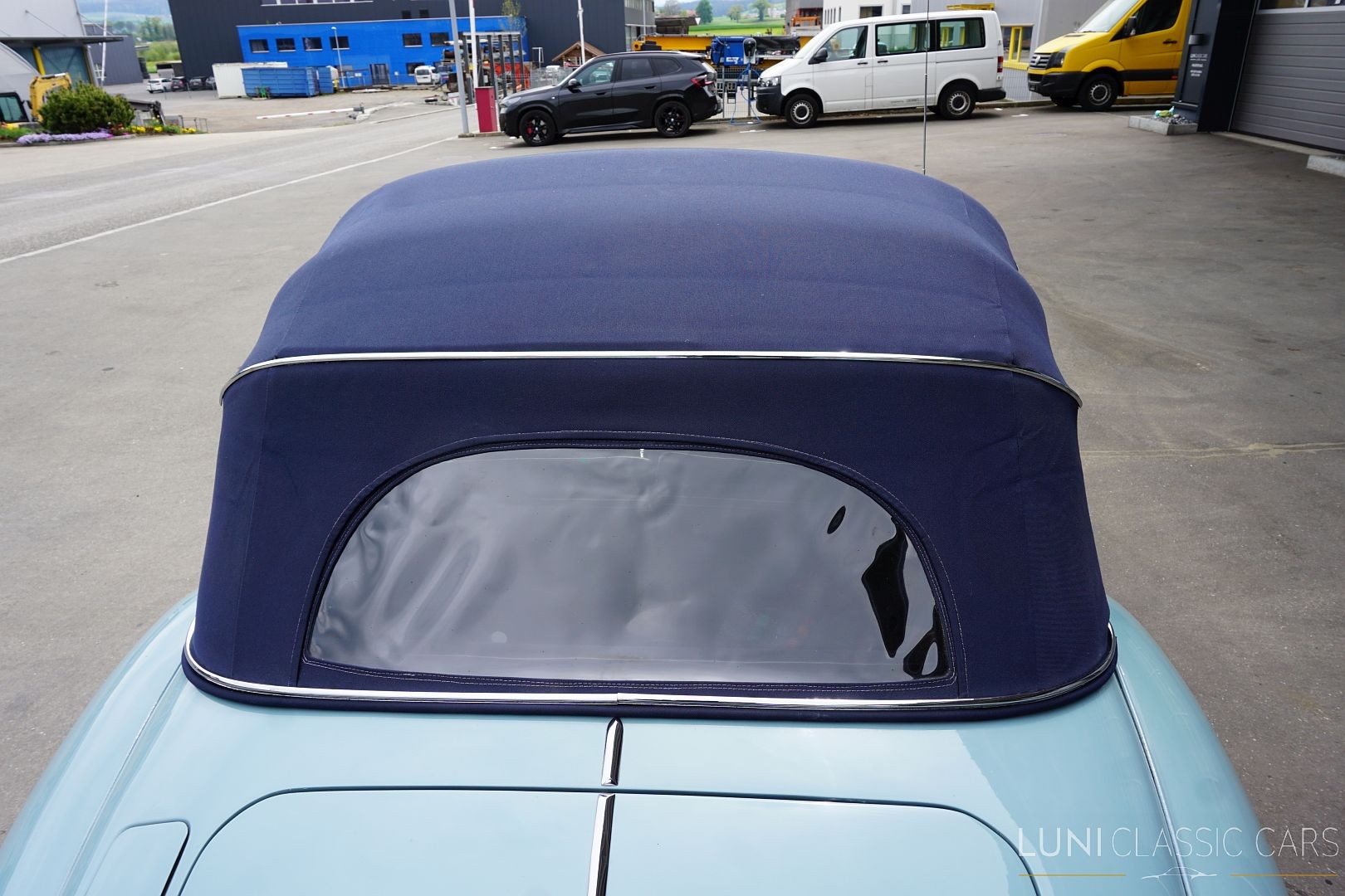 JAGUAR XK140 Drophead Coupé-image-15