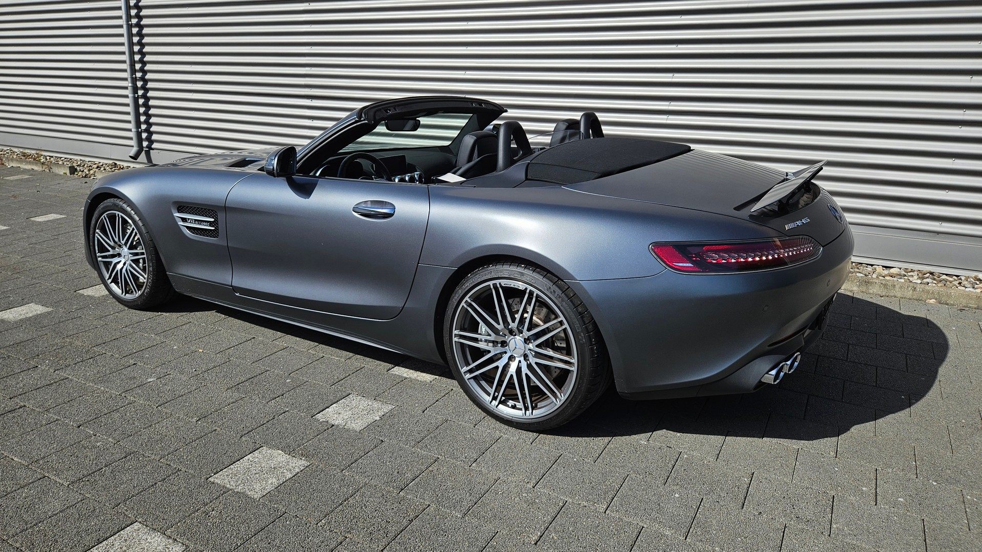 MERCEDES-BENZ AMG GT-image-8