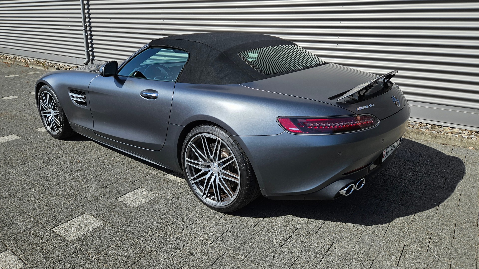 MERCEDES-BENZ AMG GT-image-4