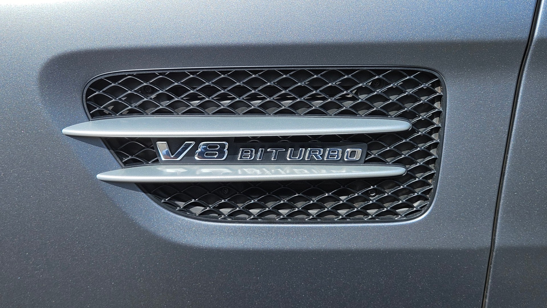 MERCEDES-BENZ AMG GT-image-18
