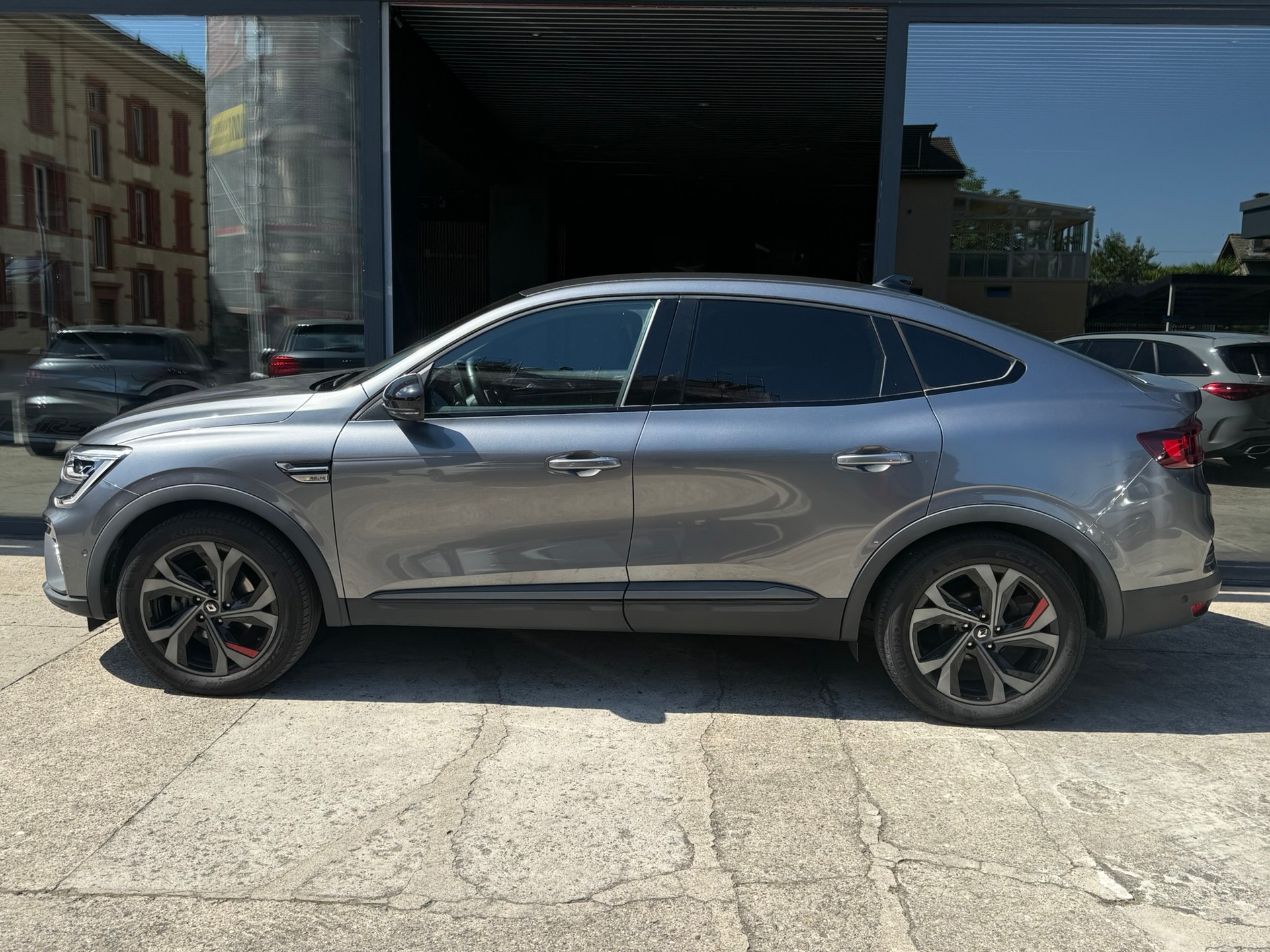 RENAULT Arkana 1.6 E-Tech R.S.Line-image-13