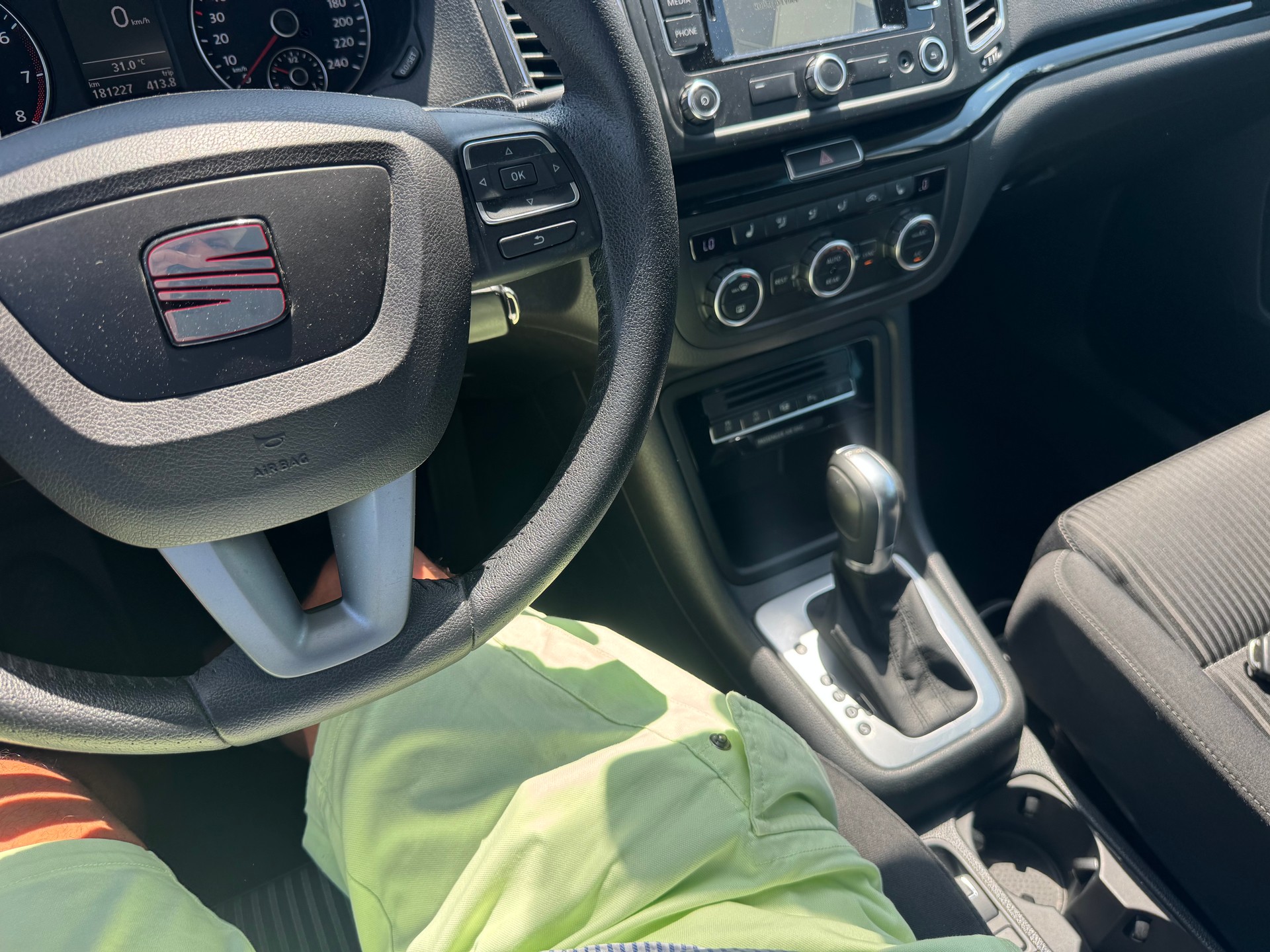 SEAT Alhambra 1.4 TSI Style Viva Eco DSG-image-19