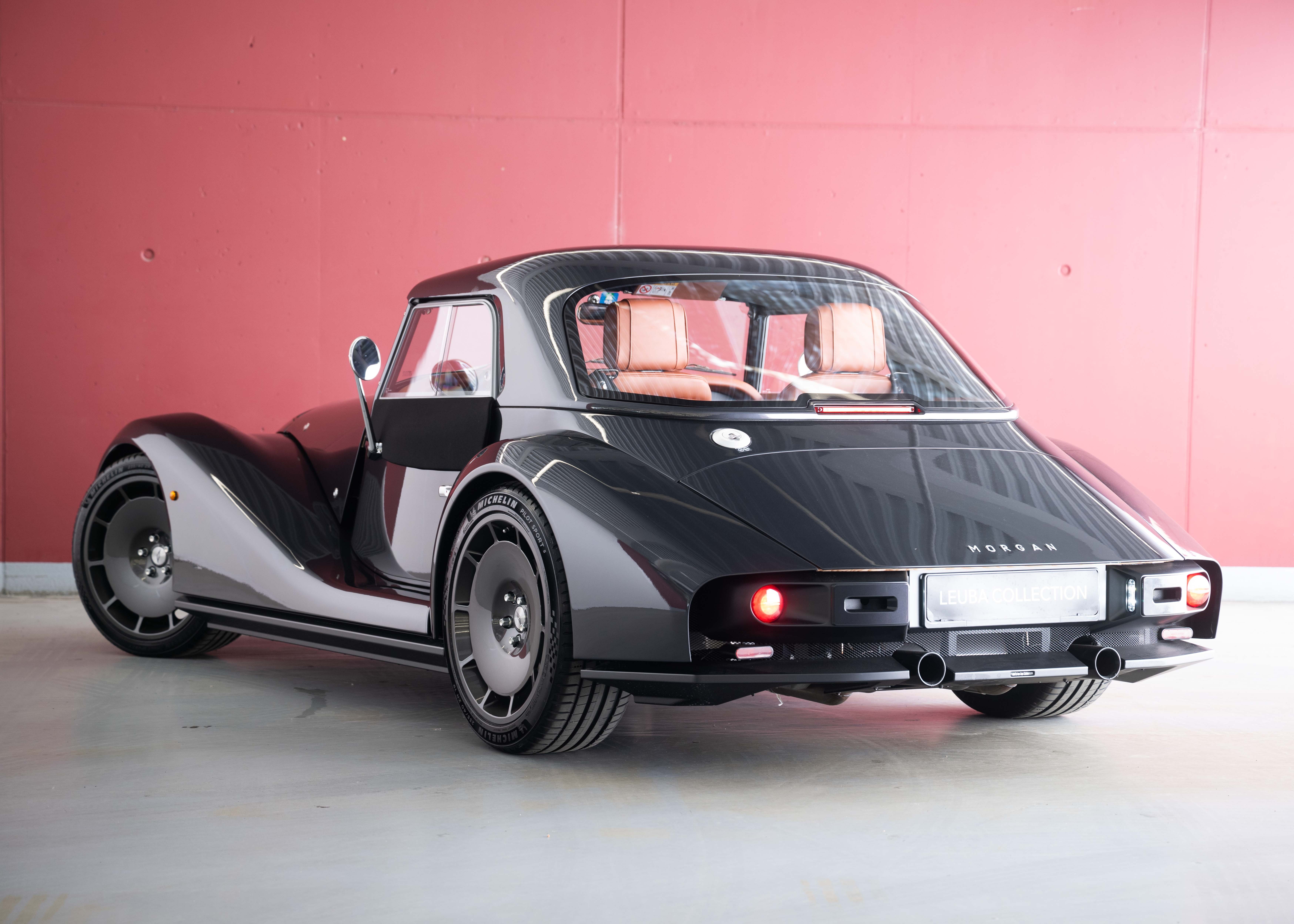 Image MORGAN PLUS-SIX Supersport 3.0 Bespoke (Swiss new car, Dark Silver metallic paint, 30-month factory warranty)