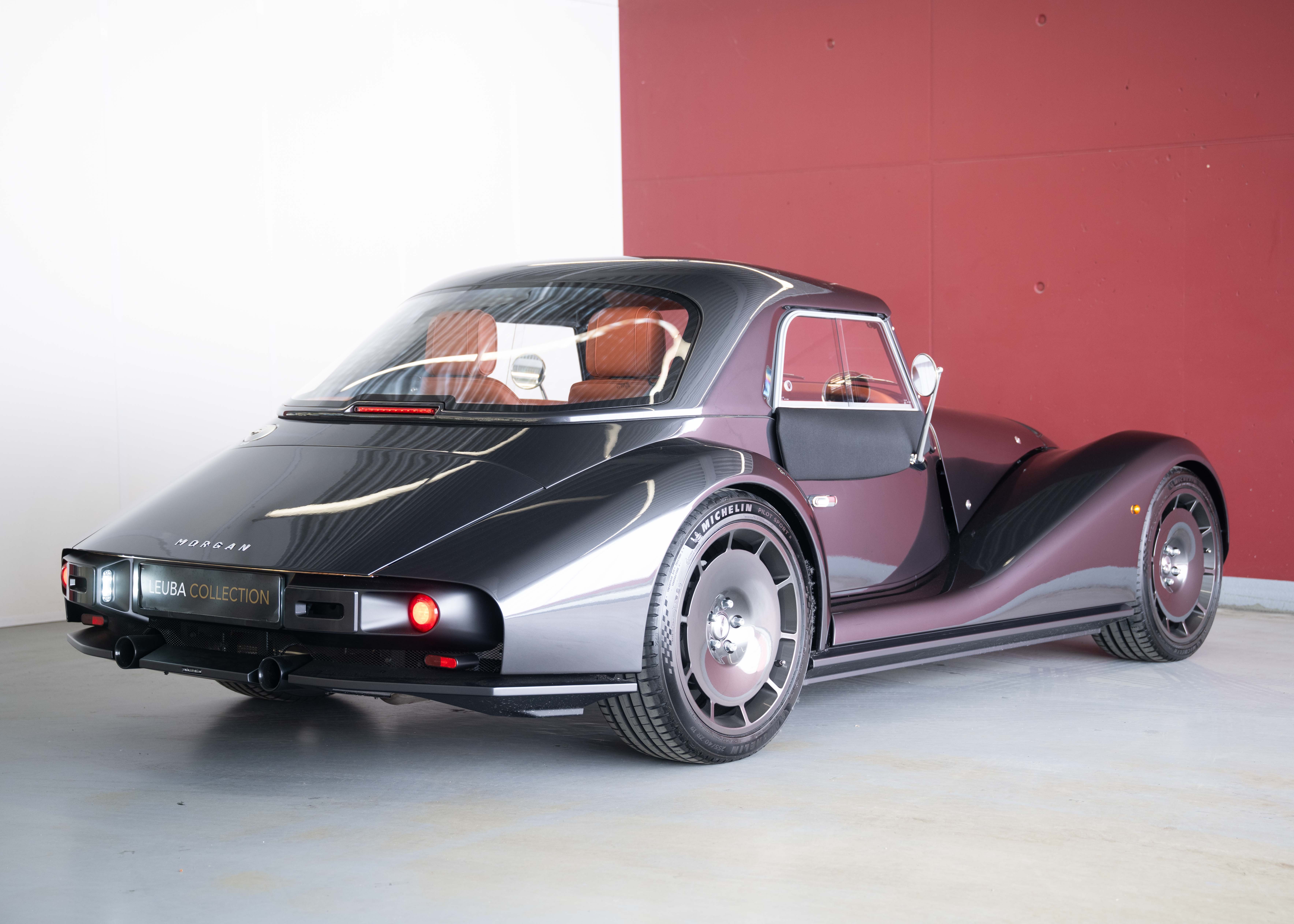 Image MORGAN PLUS-SIX Supersport 3.0 Bespoke (Swiss new car, Dark Silver metallic paint, 30-month factory warranty)