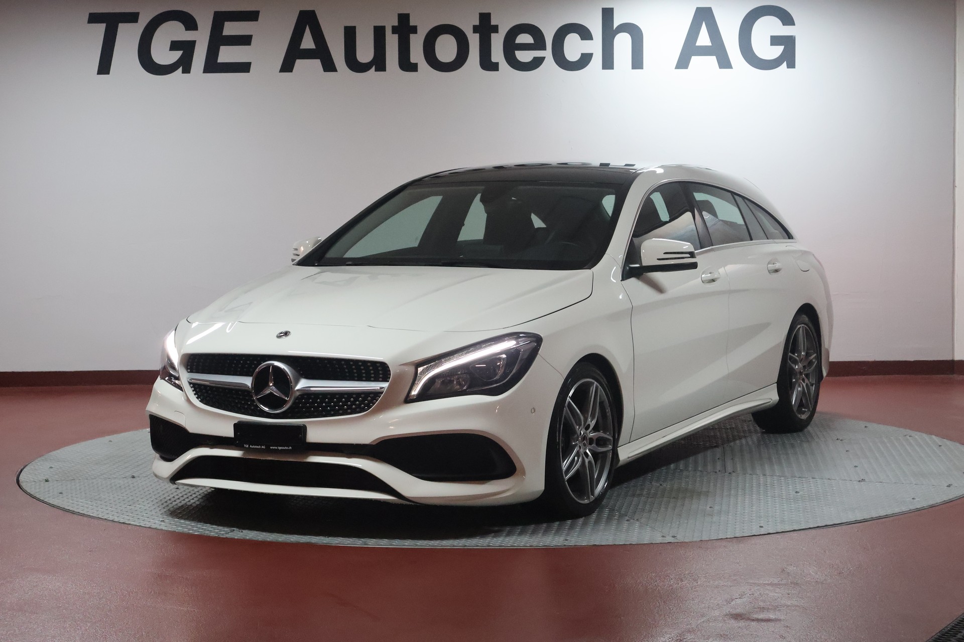 MERCEDES-BENZ CLA Shooting Brake 200 d AMG Line 4Matic 7G-DCT