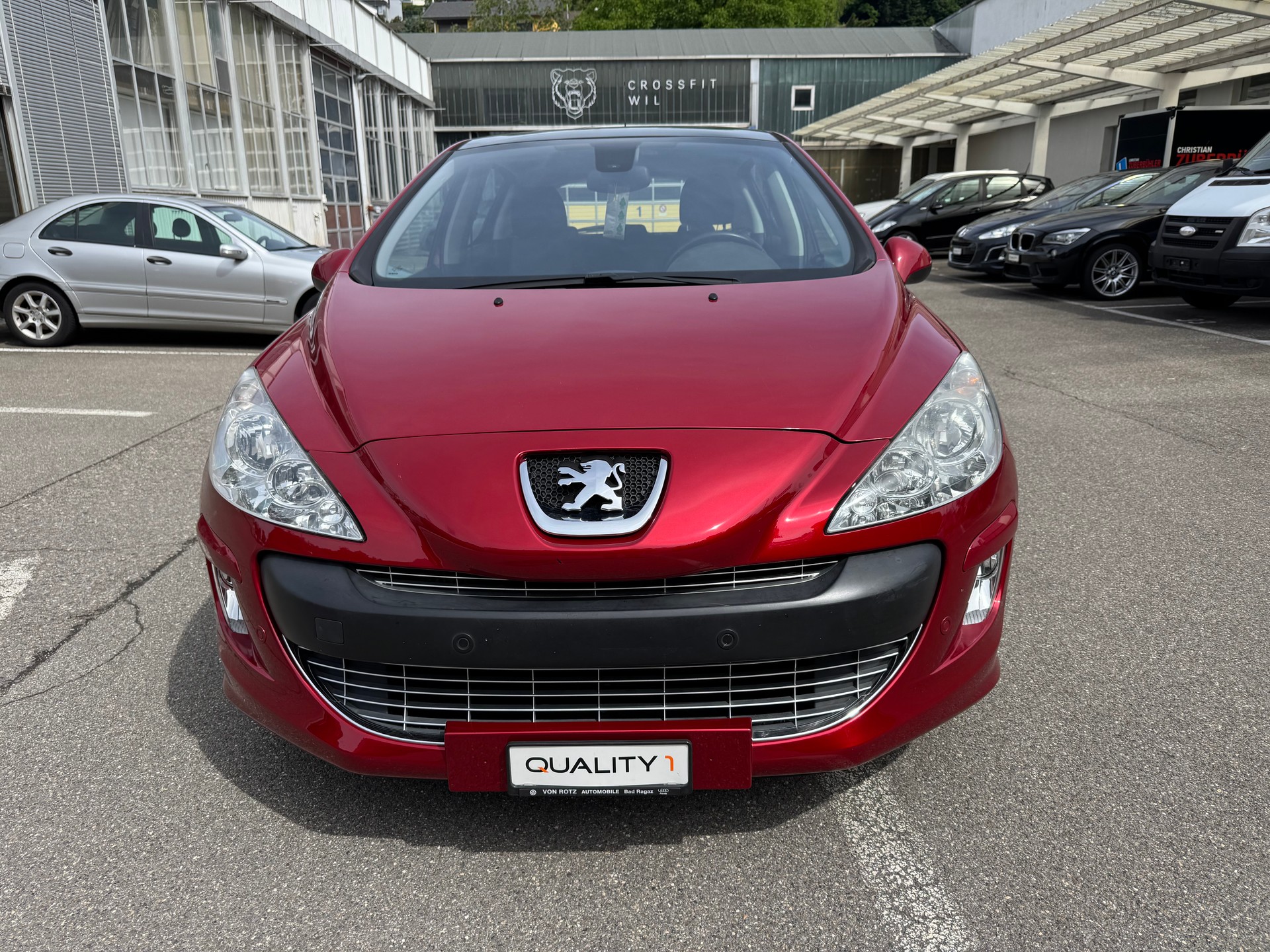 PEUGEOT 308 1.6 16V T Sport Pack Automatic-image-4