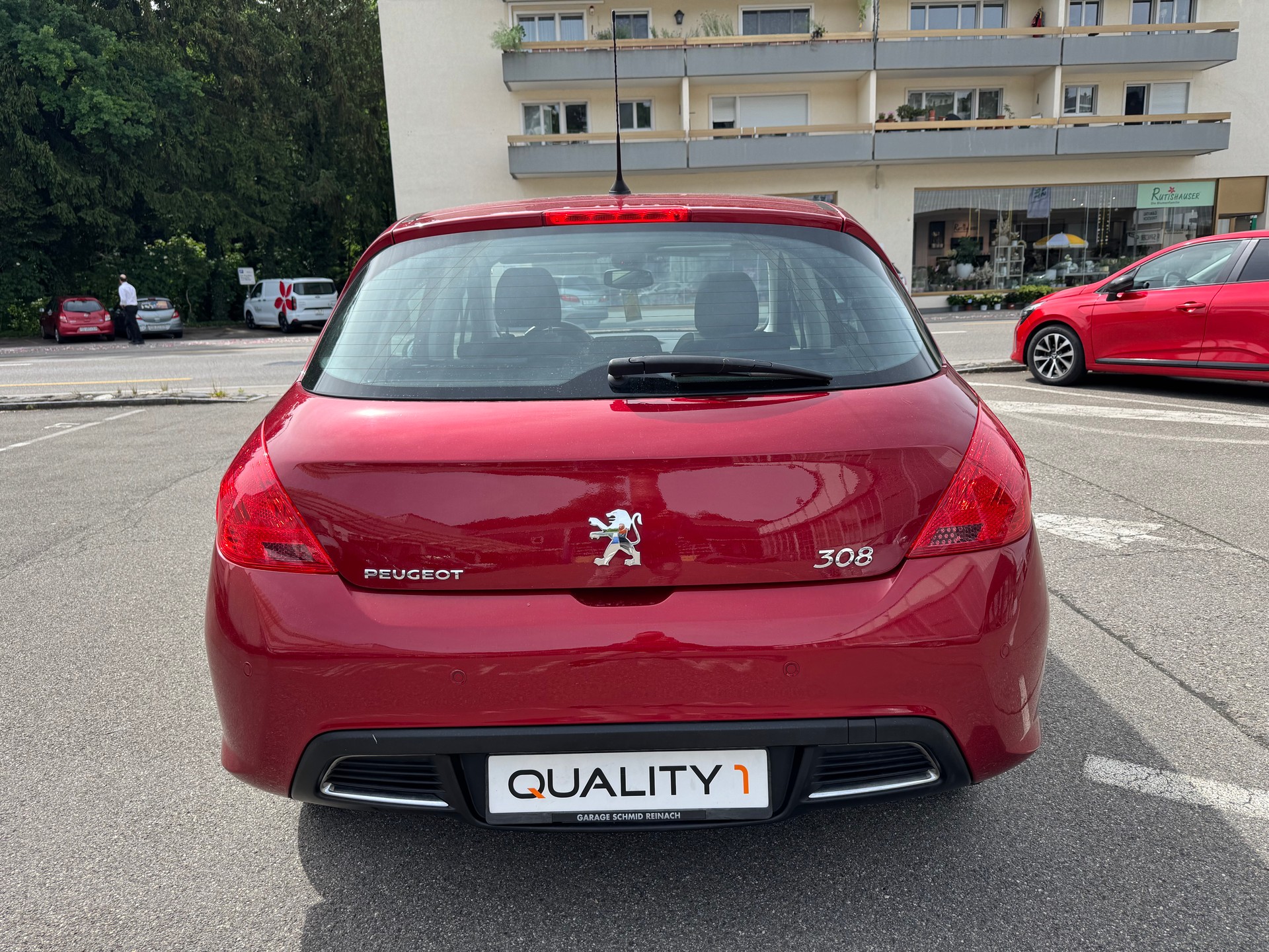 PEUGEOT 308 1.6 16V T Sport Pack Automatic-image-6