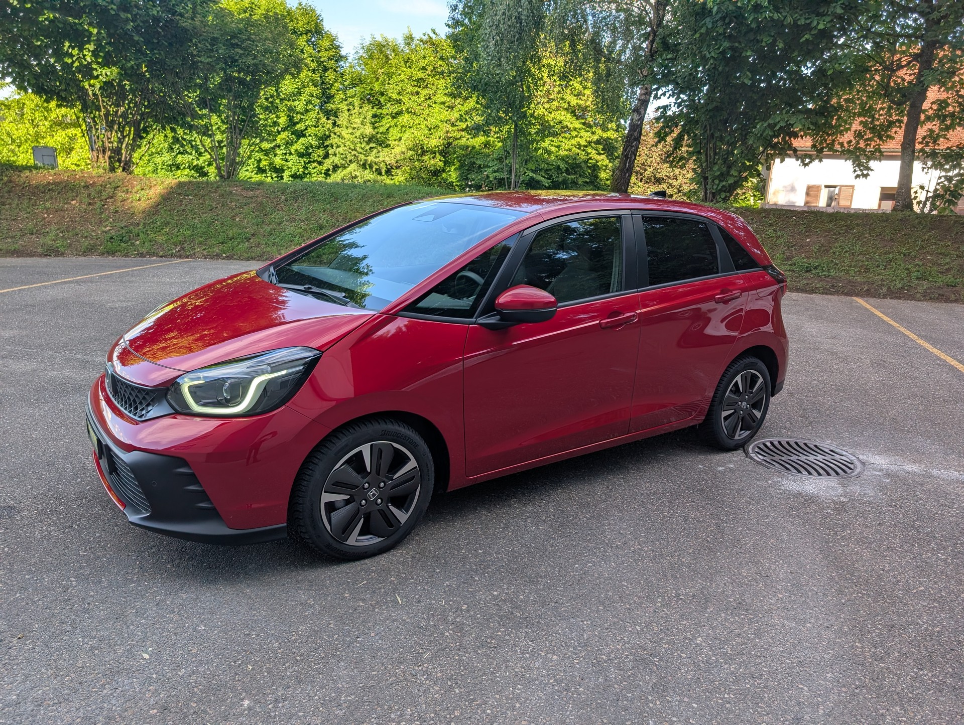 HONDA Jazz 1.5i-MMD Advance E-CVT-image-1