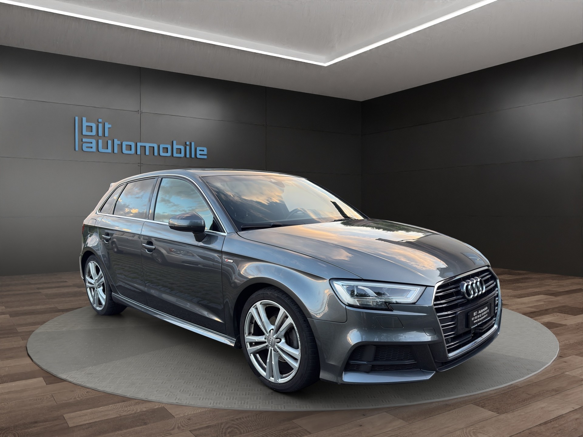 AUDI A3 Sportback 1.4 TFSI S-Line-image-9