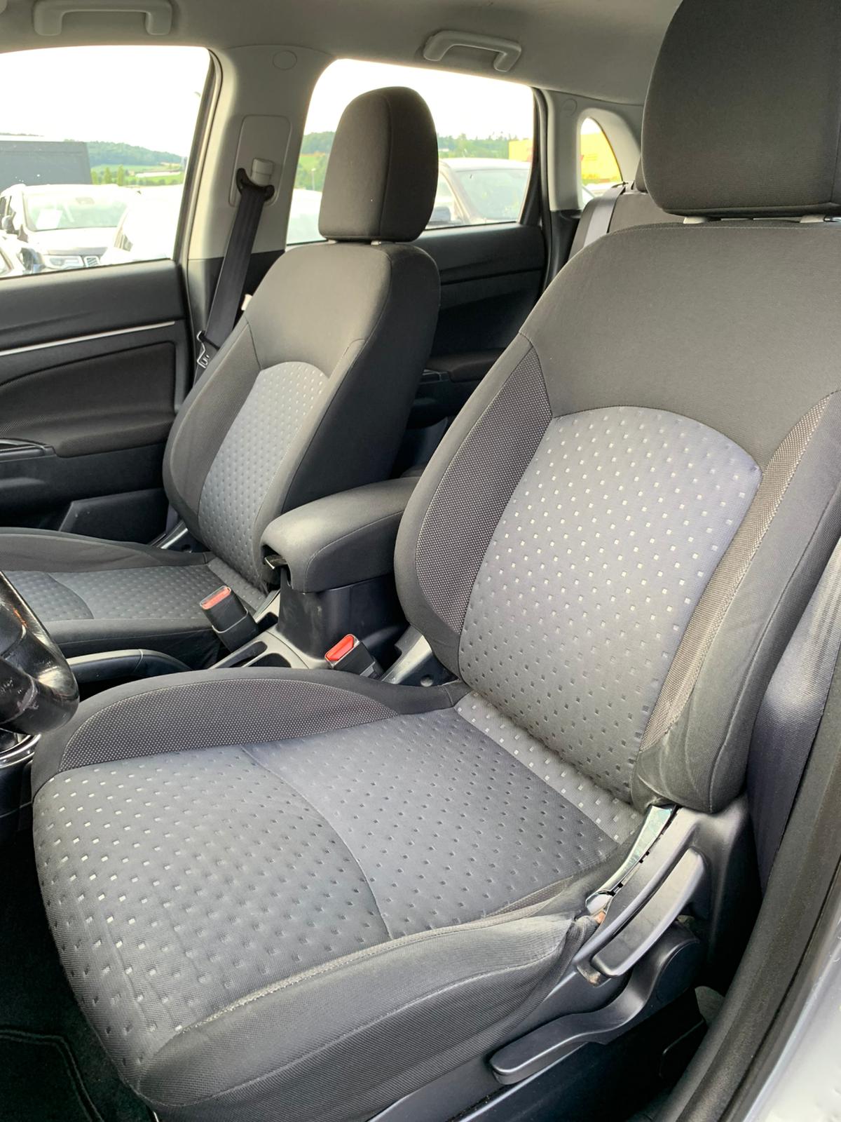 MITSUBISHI ASX 1.8 DID Intense 4WD (Klima * Radio CD * Alufelgen * Multilenkrad * BO5)-image-14